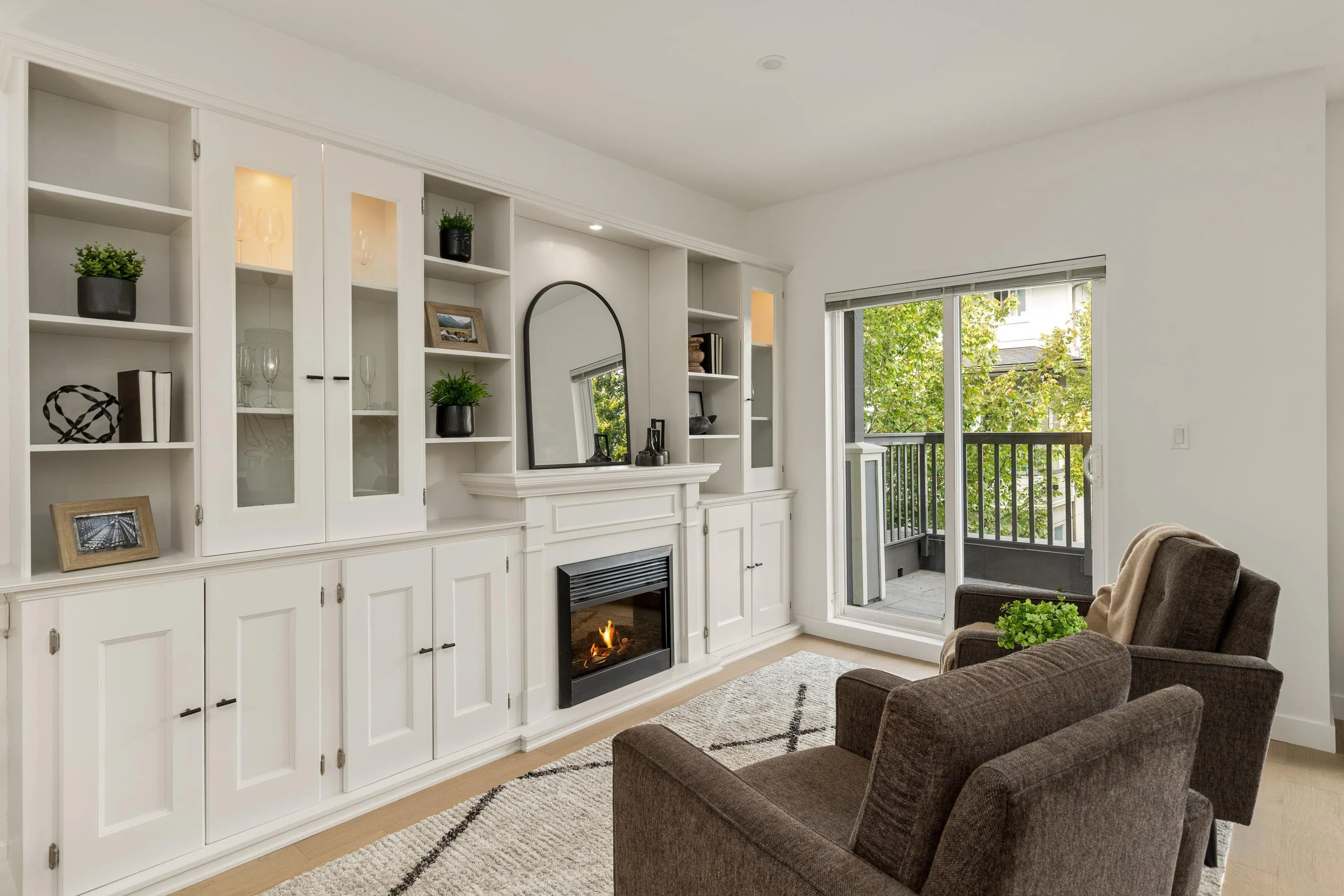 41 40632 Government Road