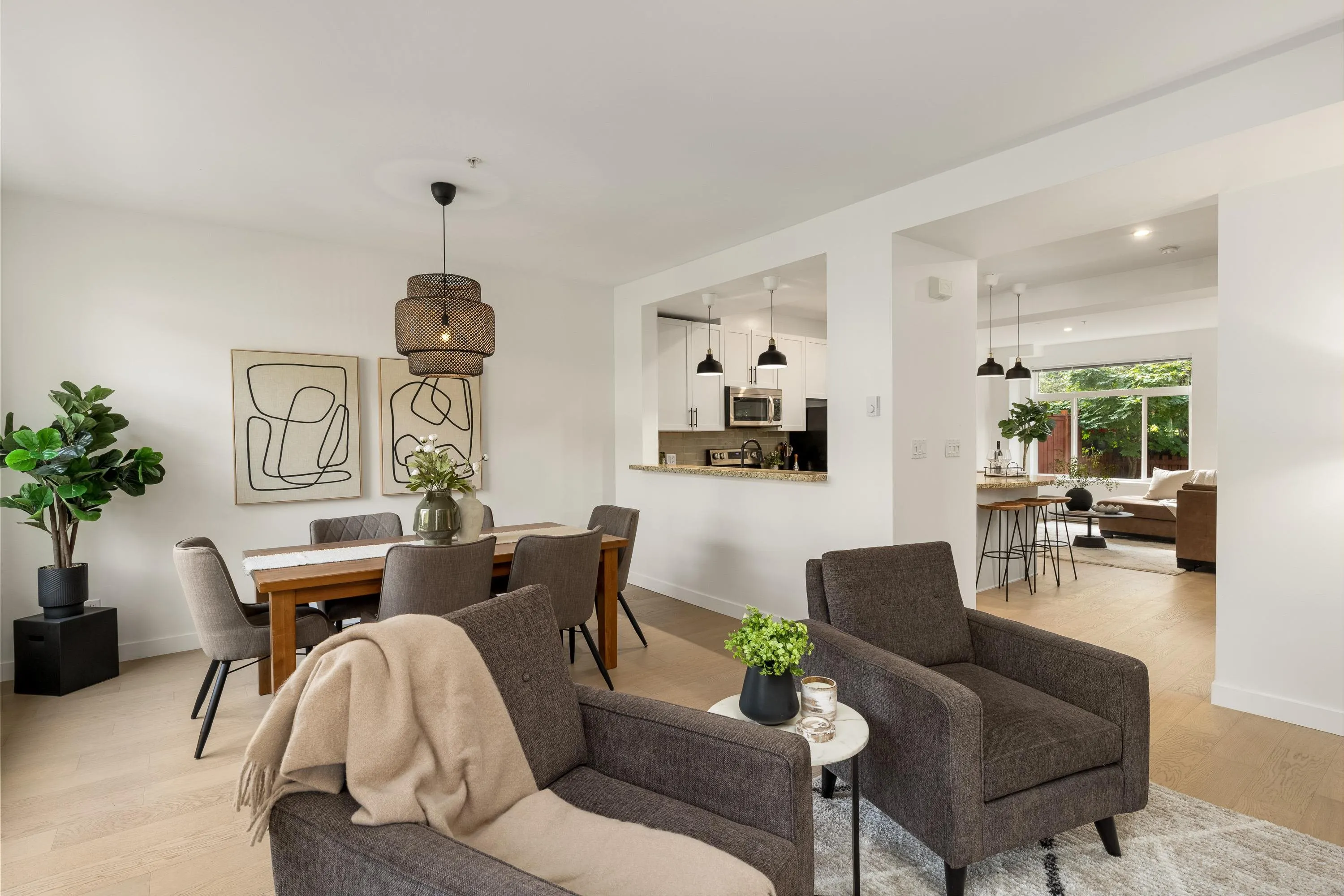 41 40632 Government Road