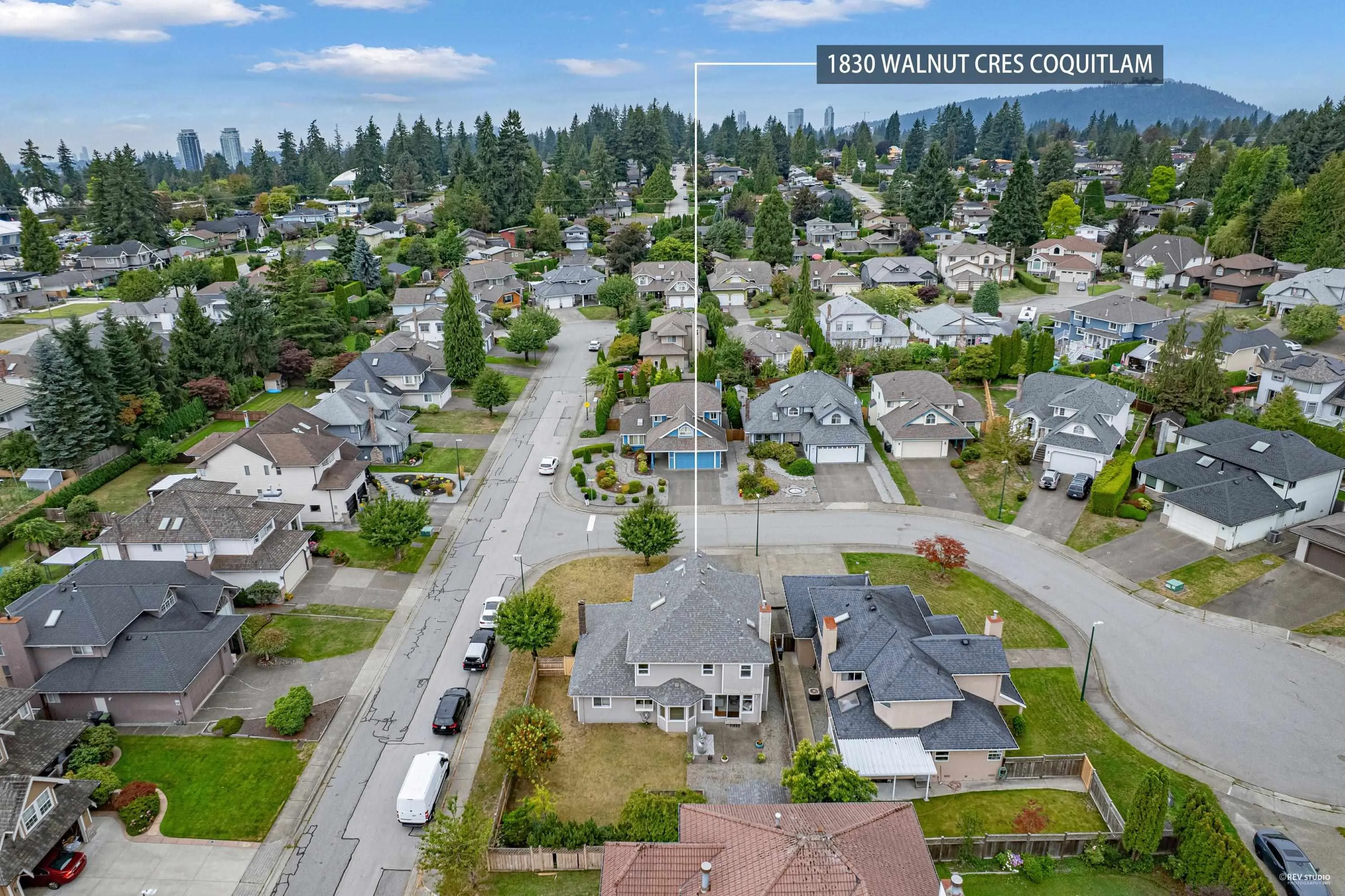 1830 Walnut Crescent