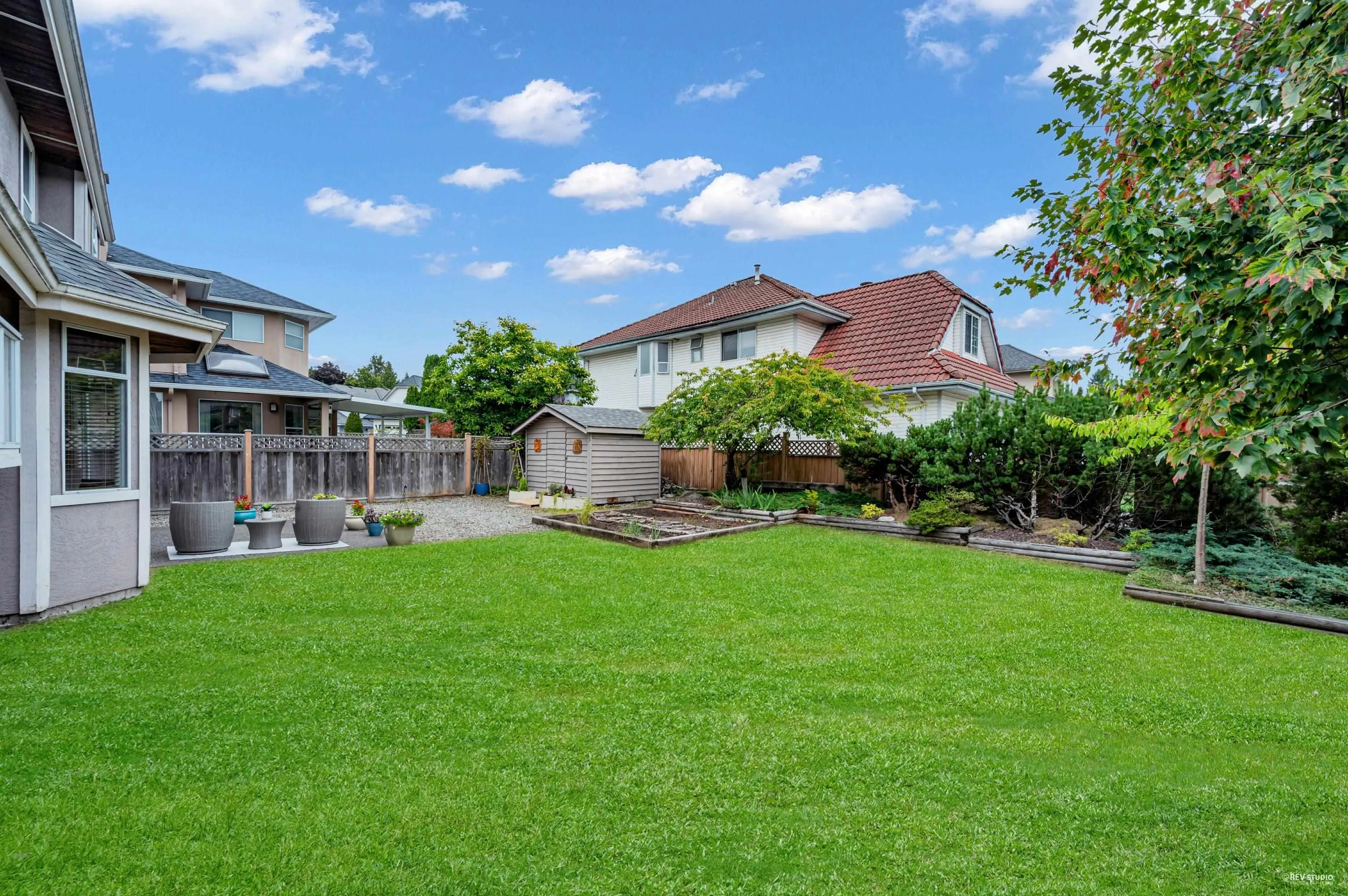 1830 Walnut Crescent