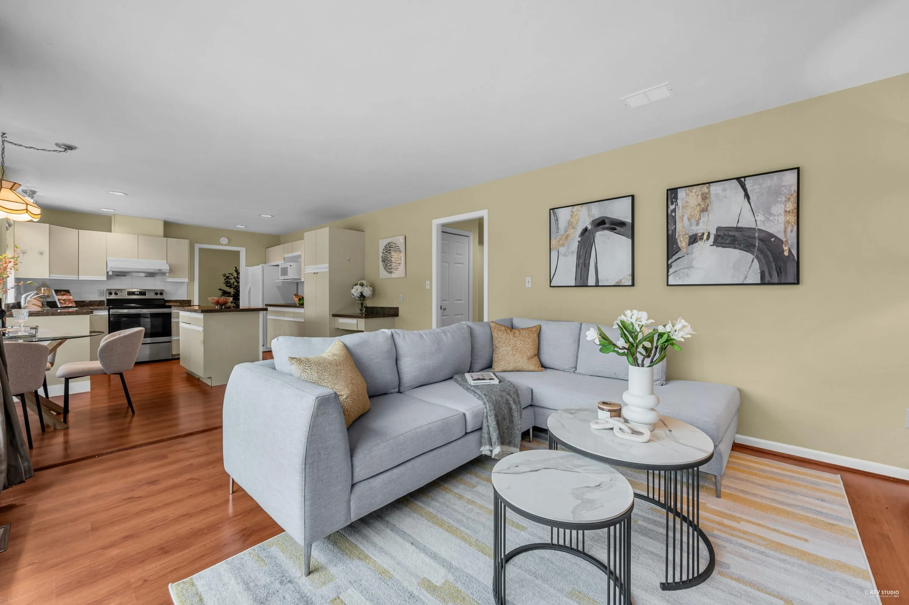 1830 Walnut Crescent