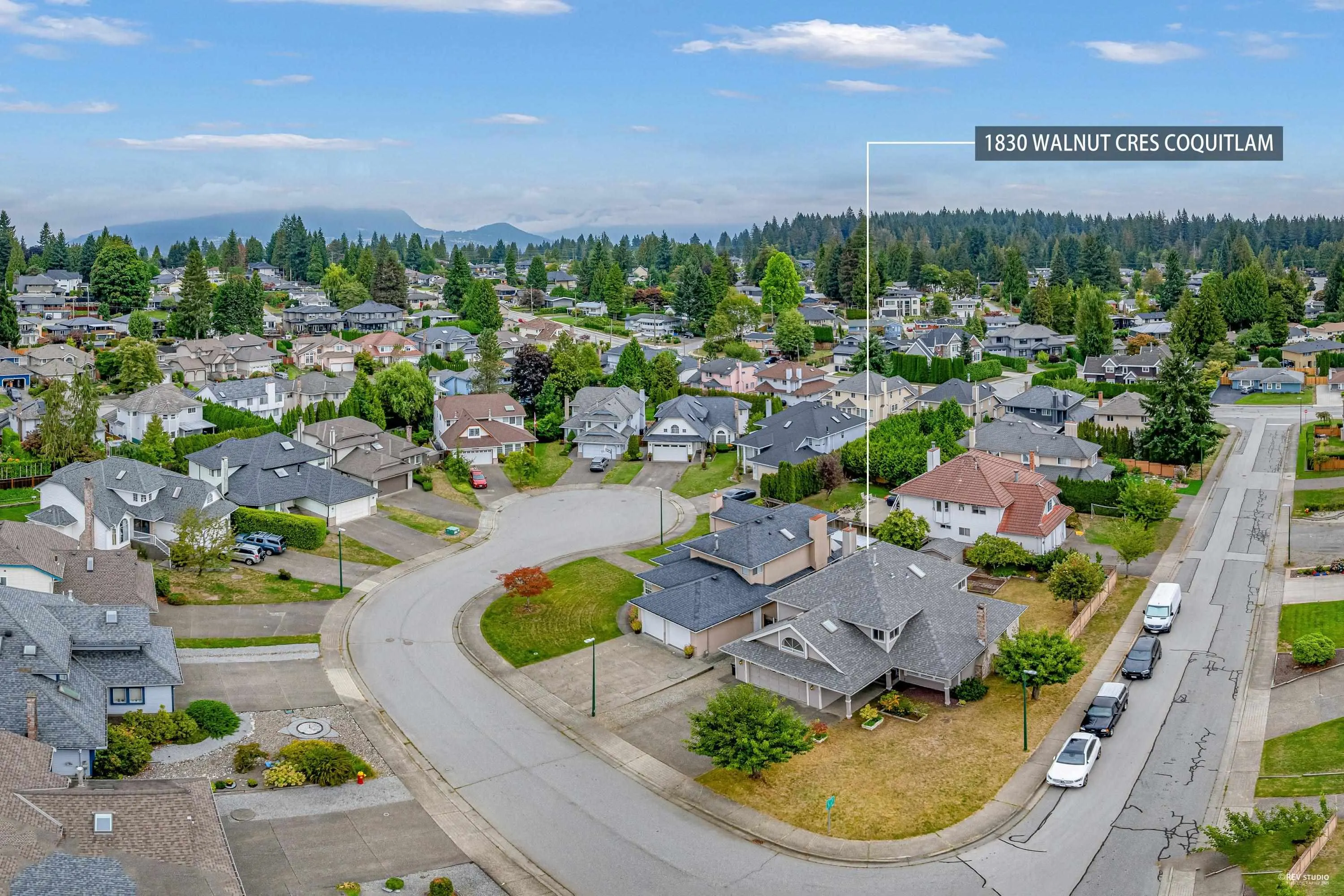1830 Walnut Crescent