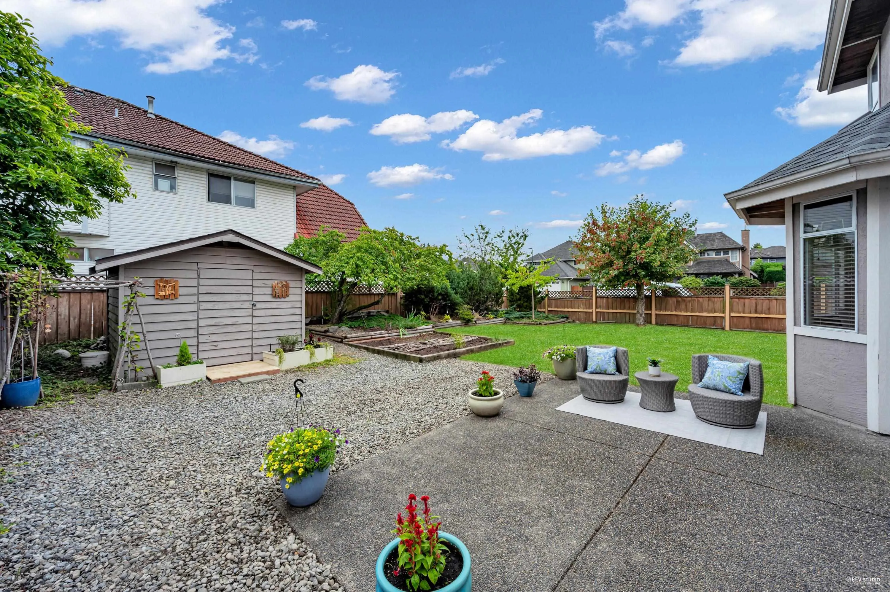 1830 Walnut Crescent