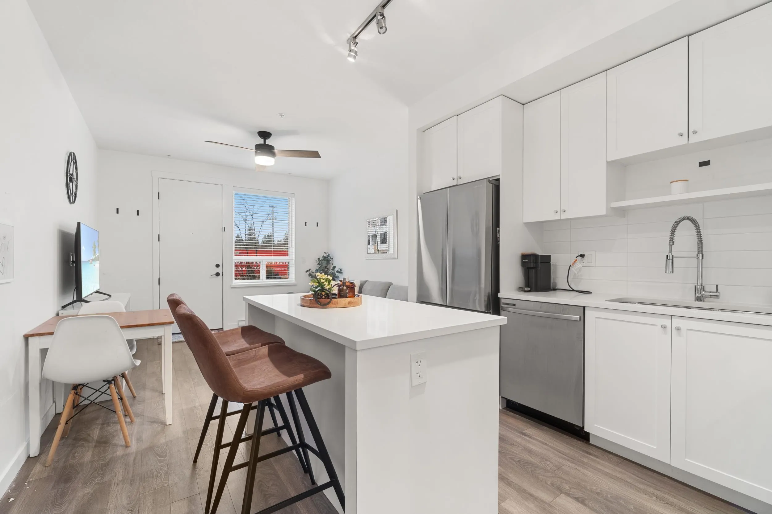 111 15848 Fraser Highway