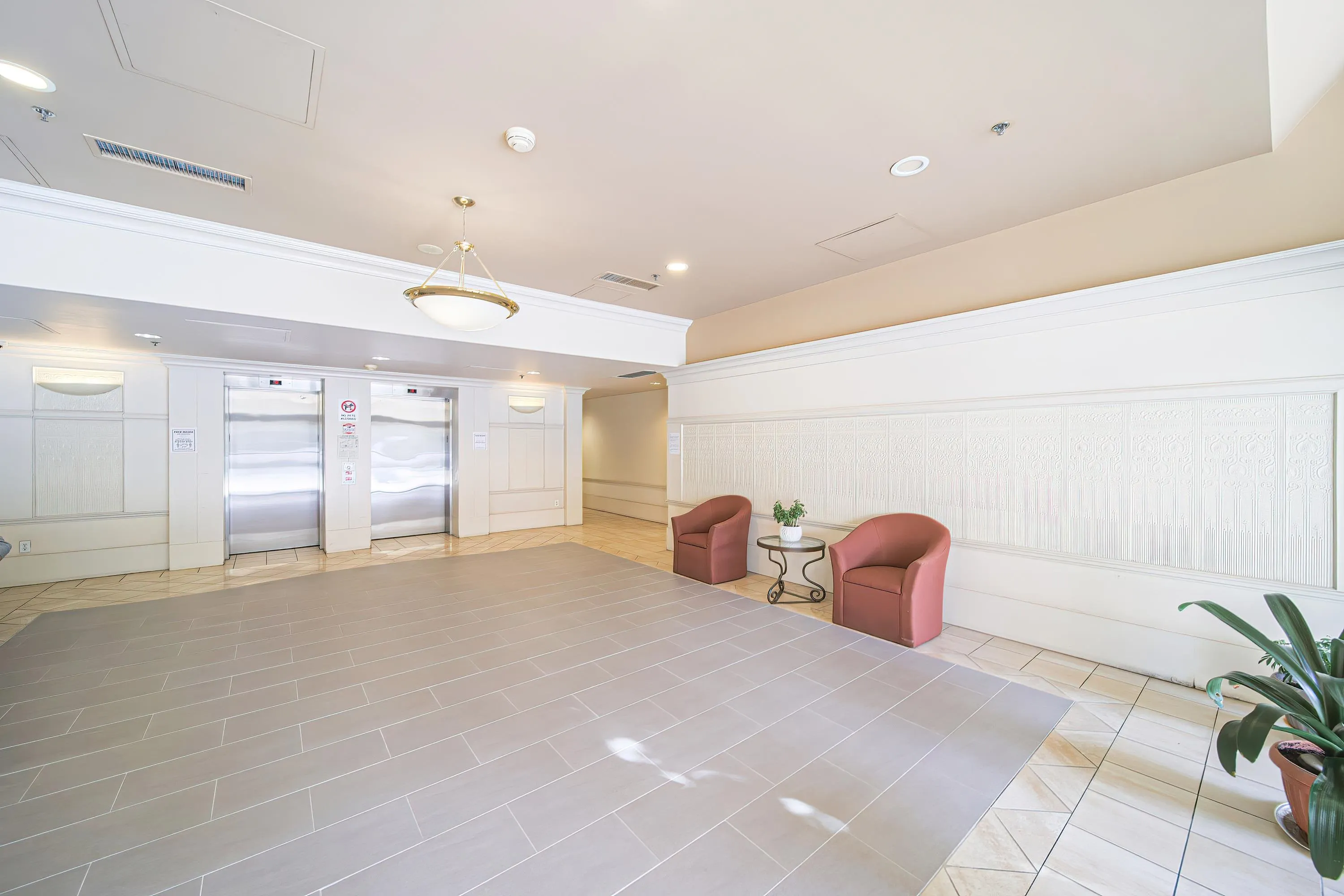1501 8297 Saba Road