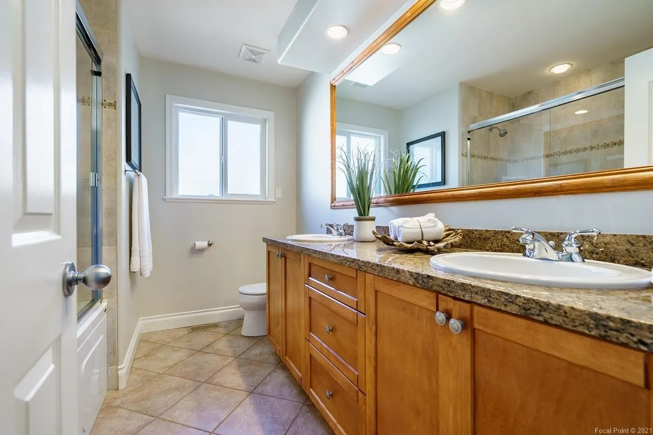 2329 Oneida Drive