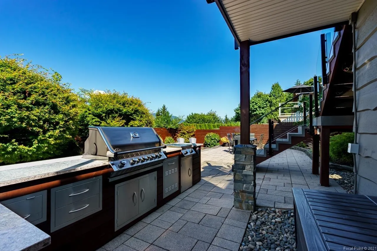2329 Oneida Drive