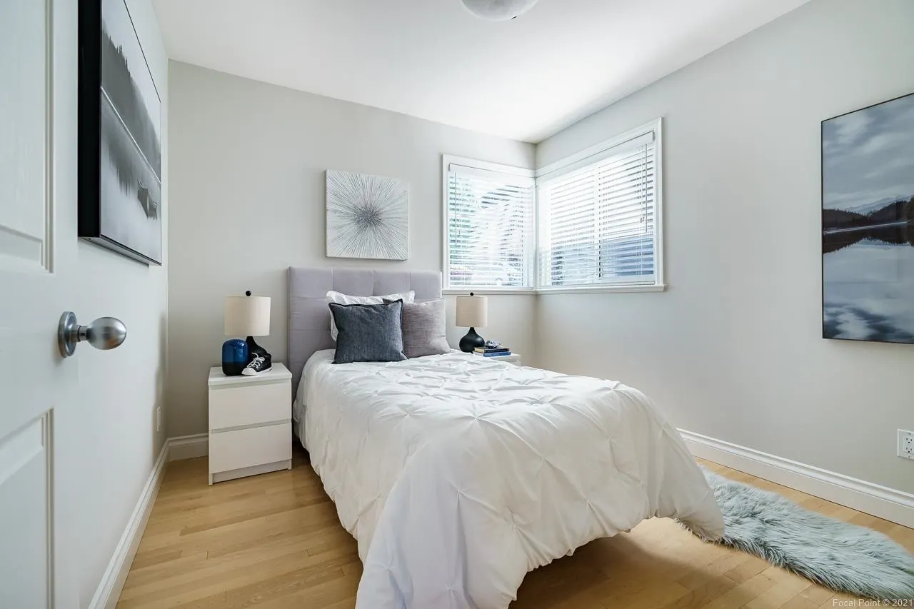 2329 Oneida Drive