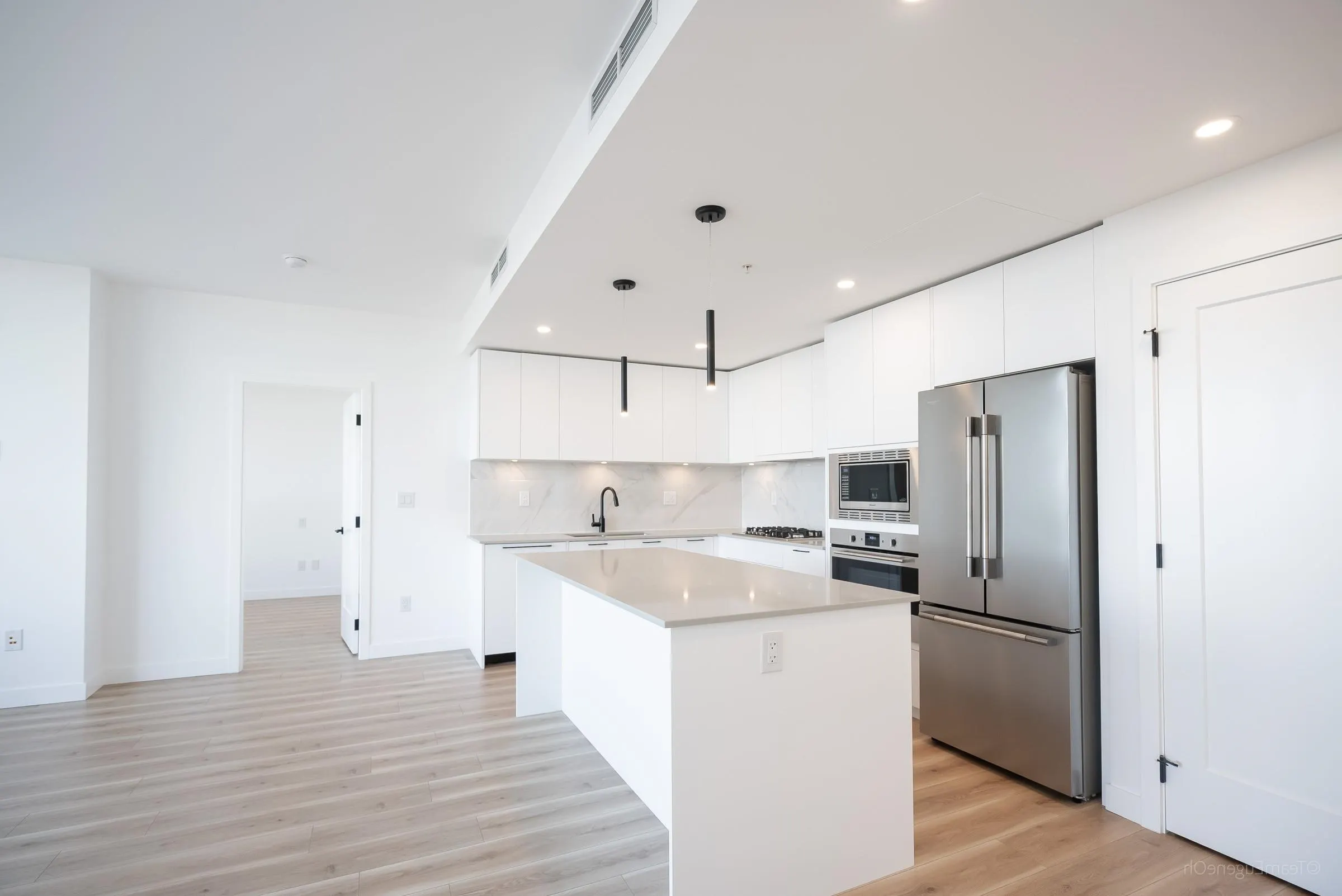 904 20065 85 Avenue