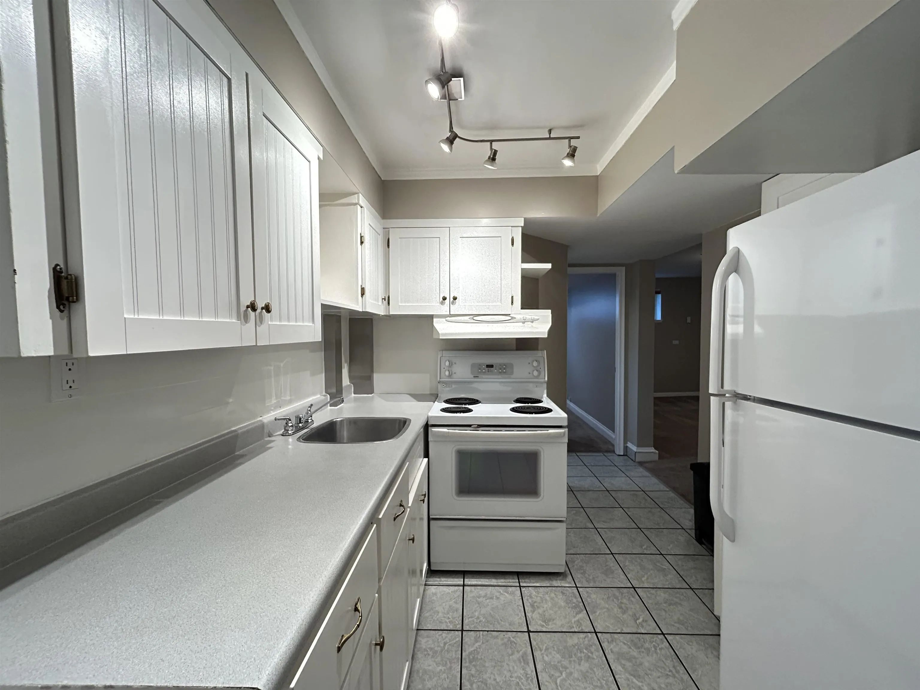 Basement 510 Garrett Street