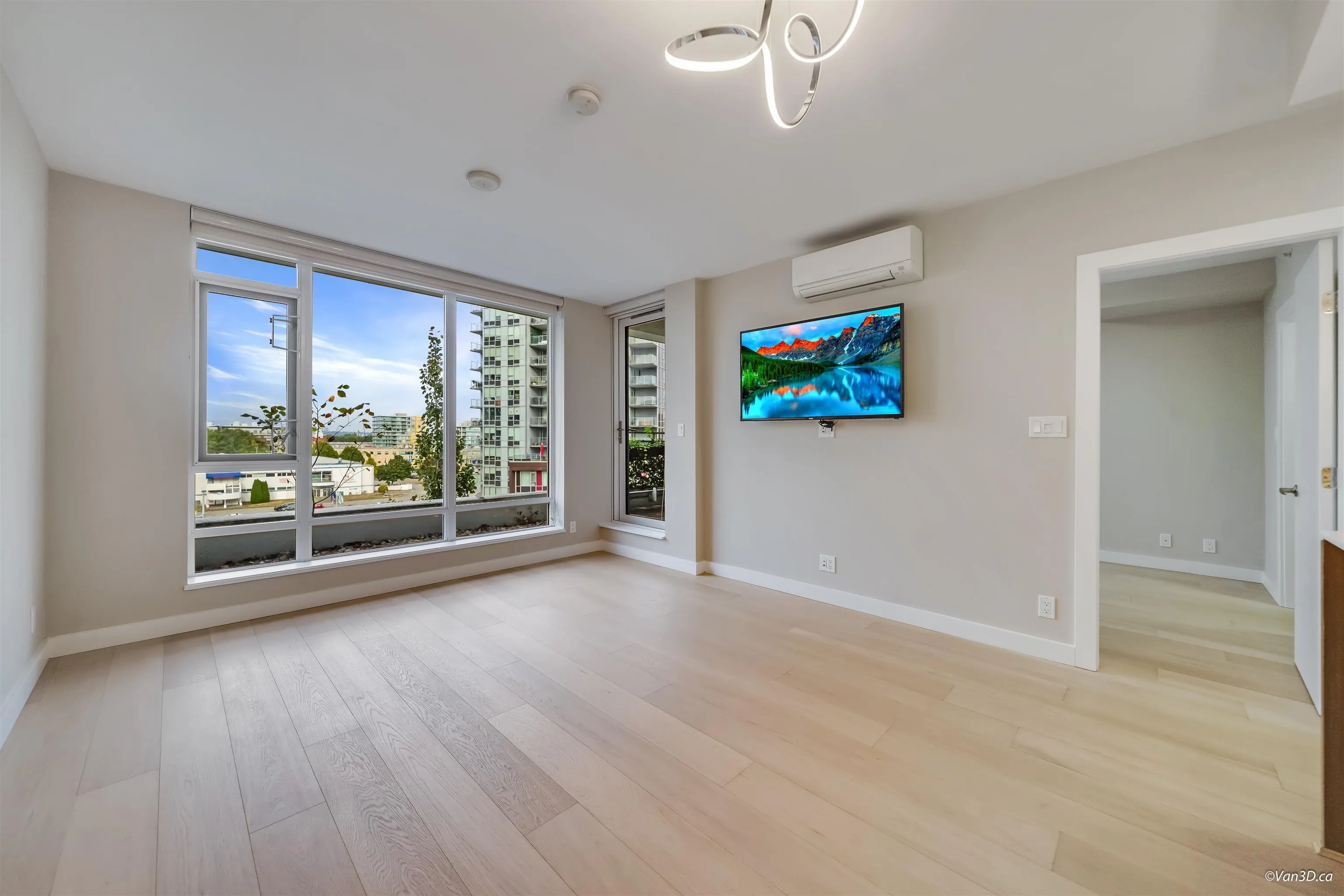 6016 5511 Hollybridge Way