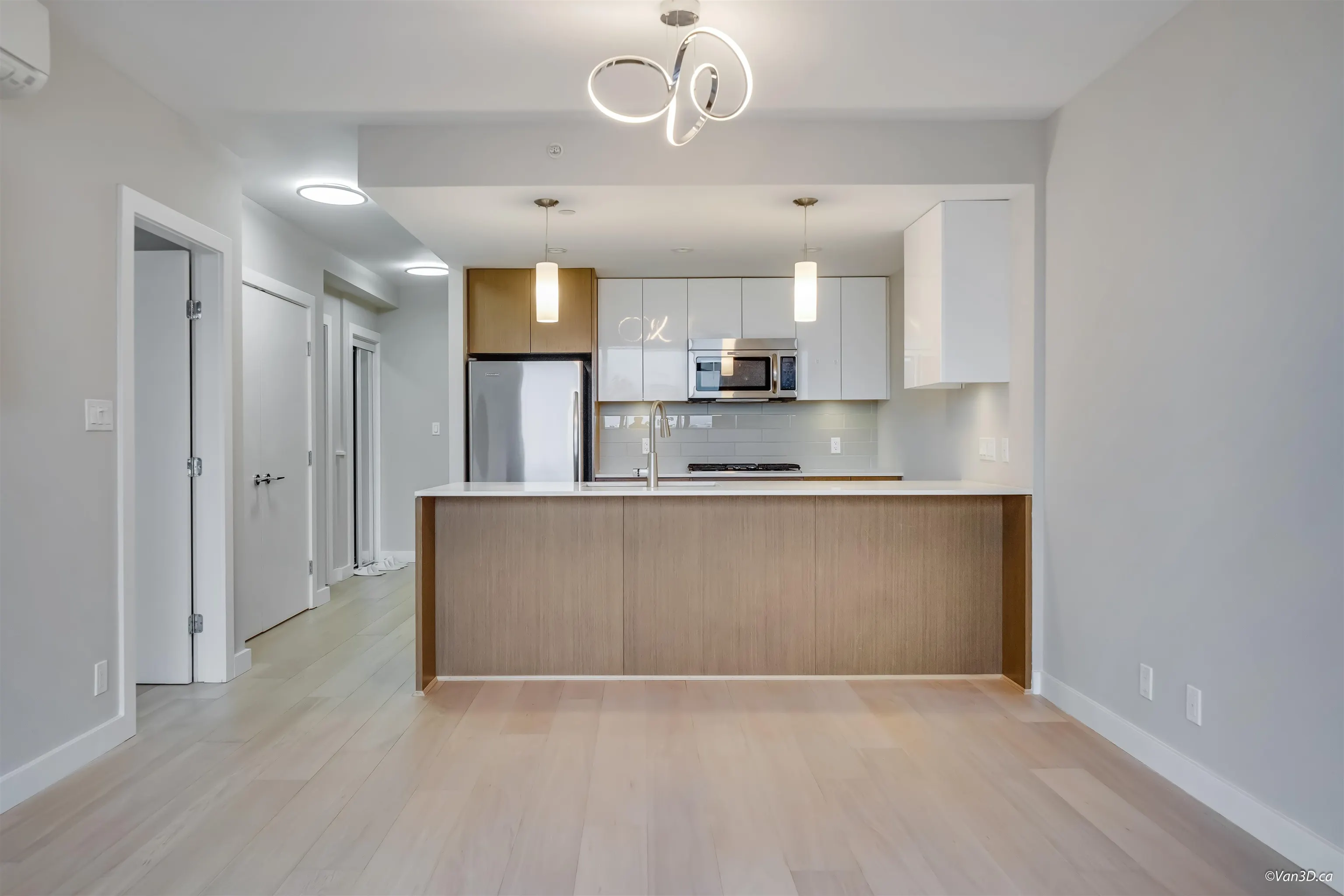 6016 5511 Hollybridge Way