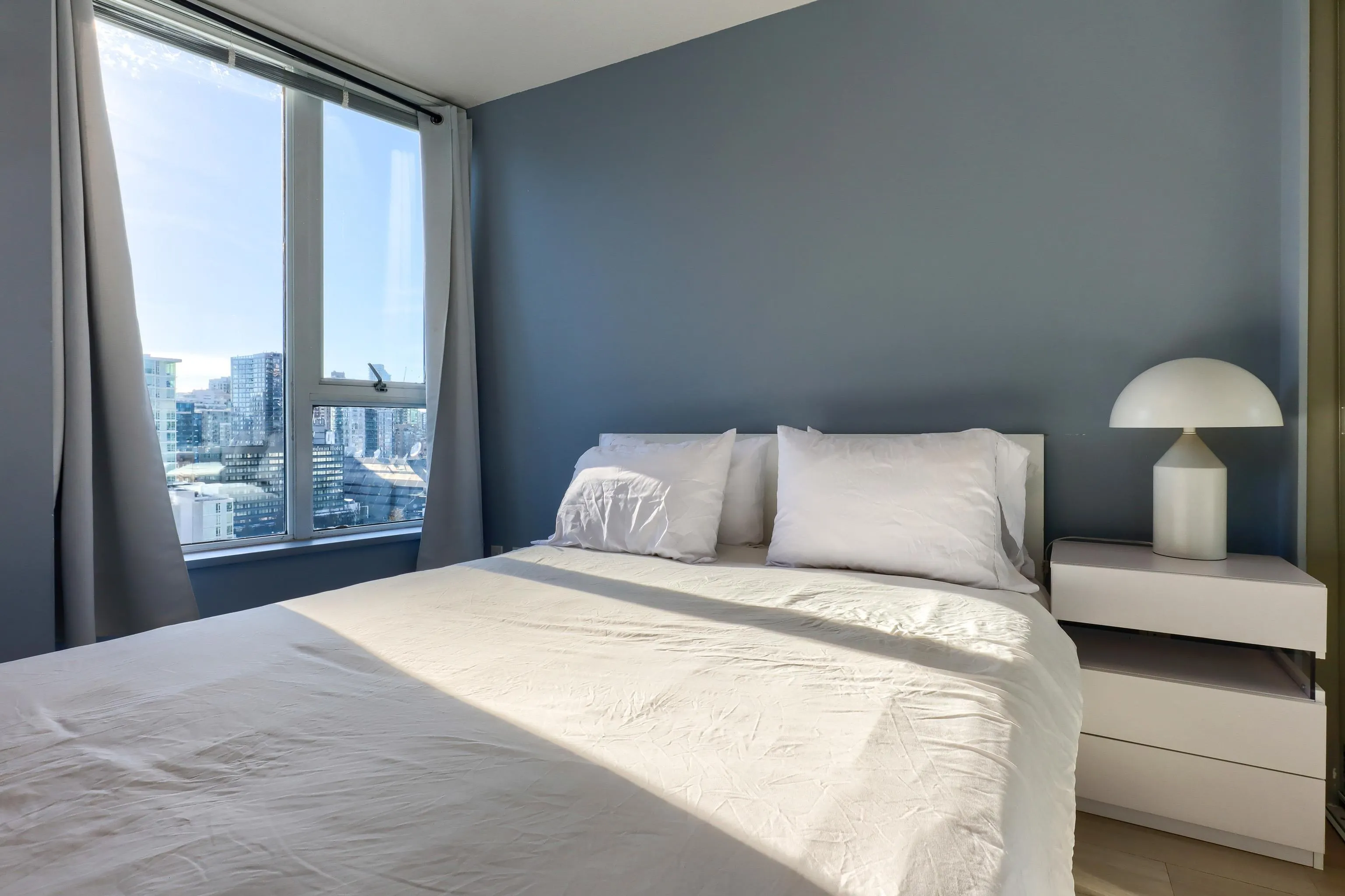 2601 188 Keefer Place