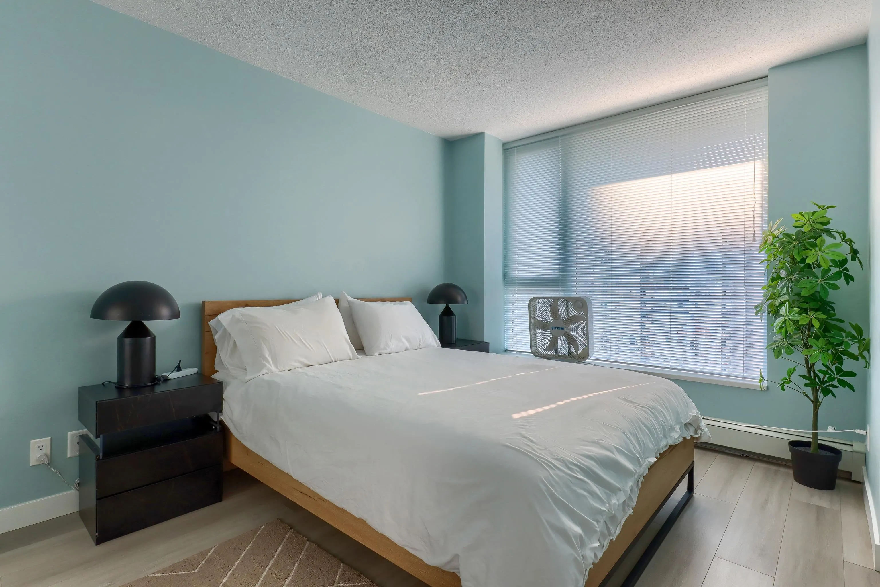 2601 188 Keefer Place