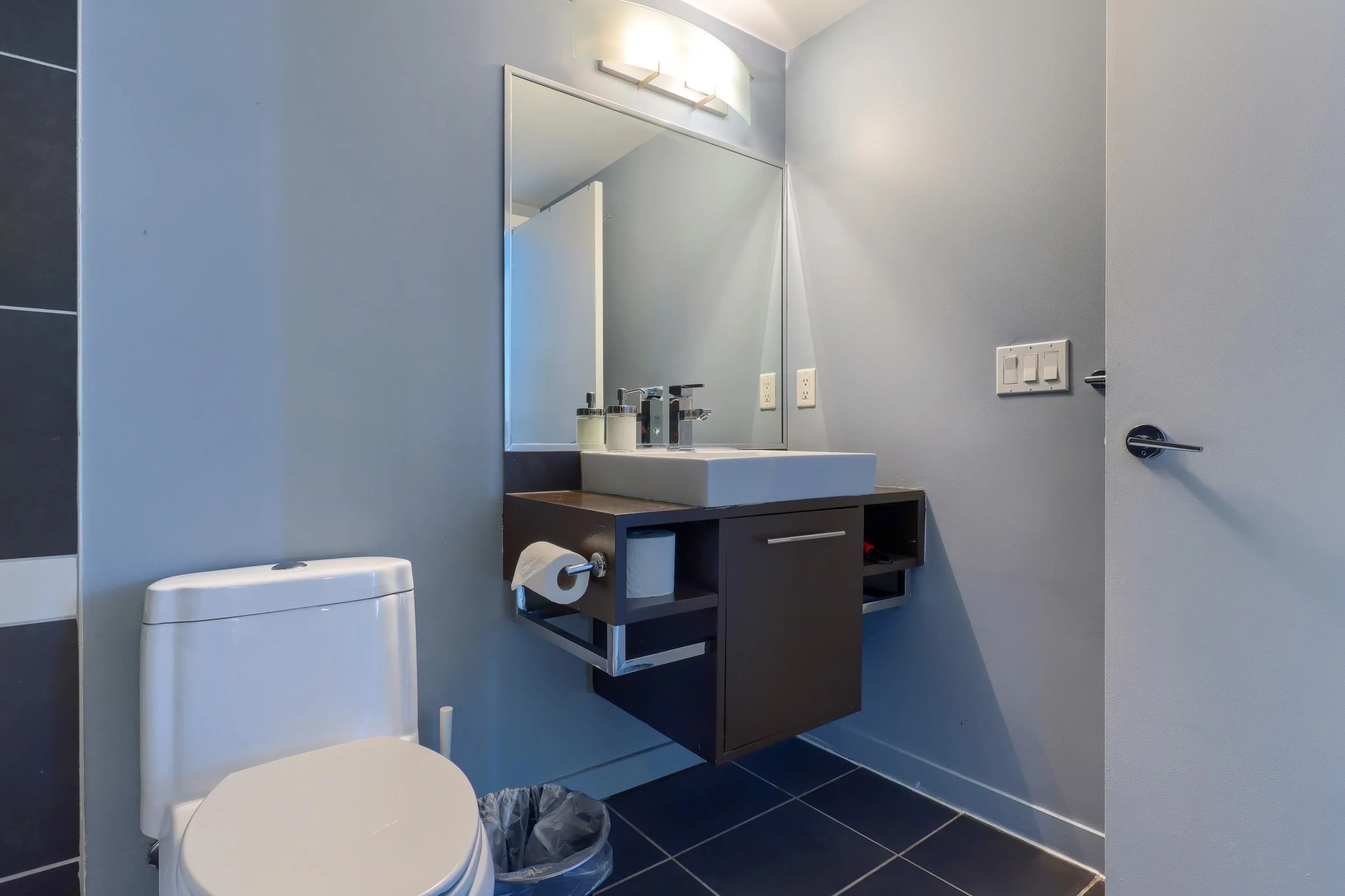 2601 188 Keefer Place