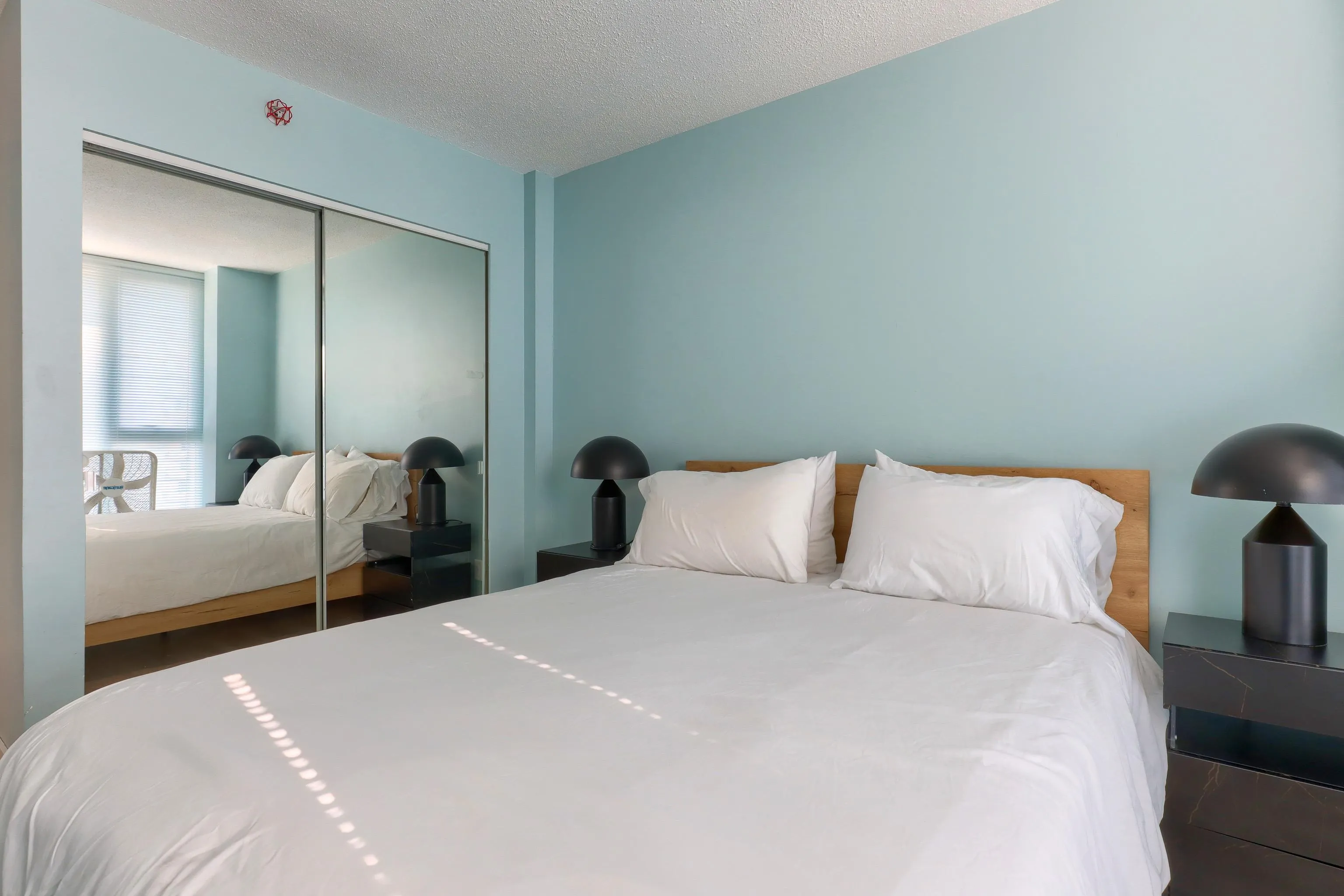 2601 188 Keefer Place