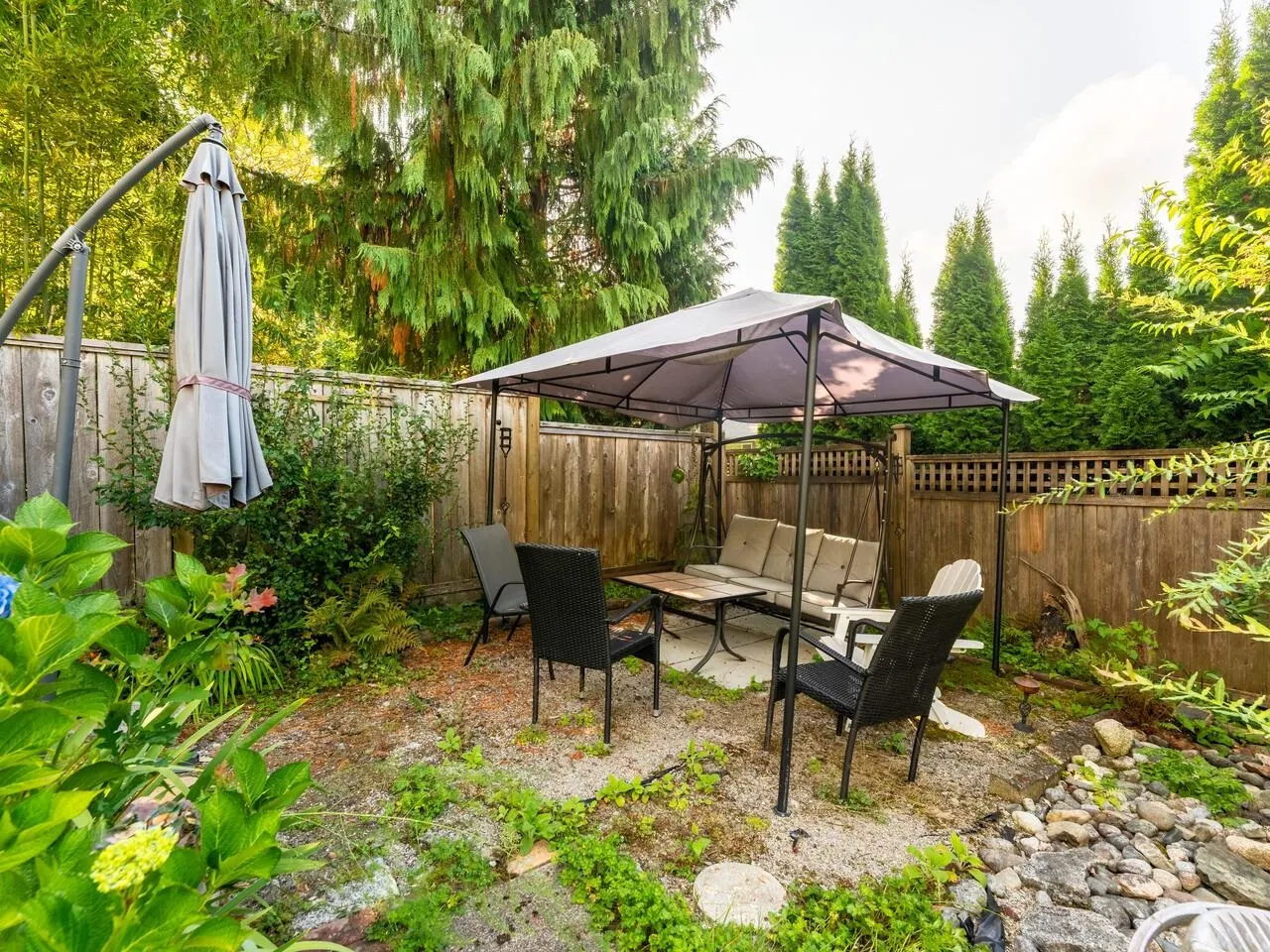 1689 Peters Road