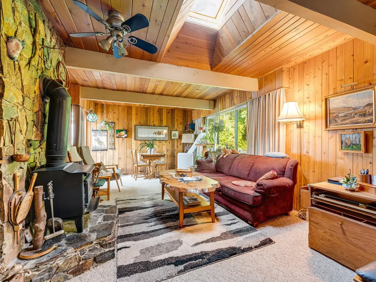 1689 Peters Road