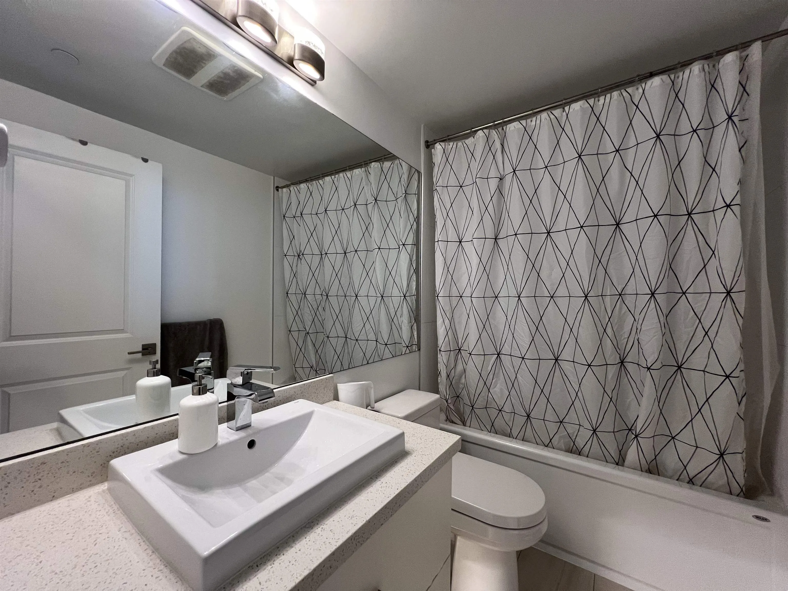 3305 11967 80 Avenue