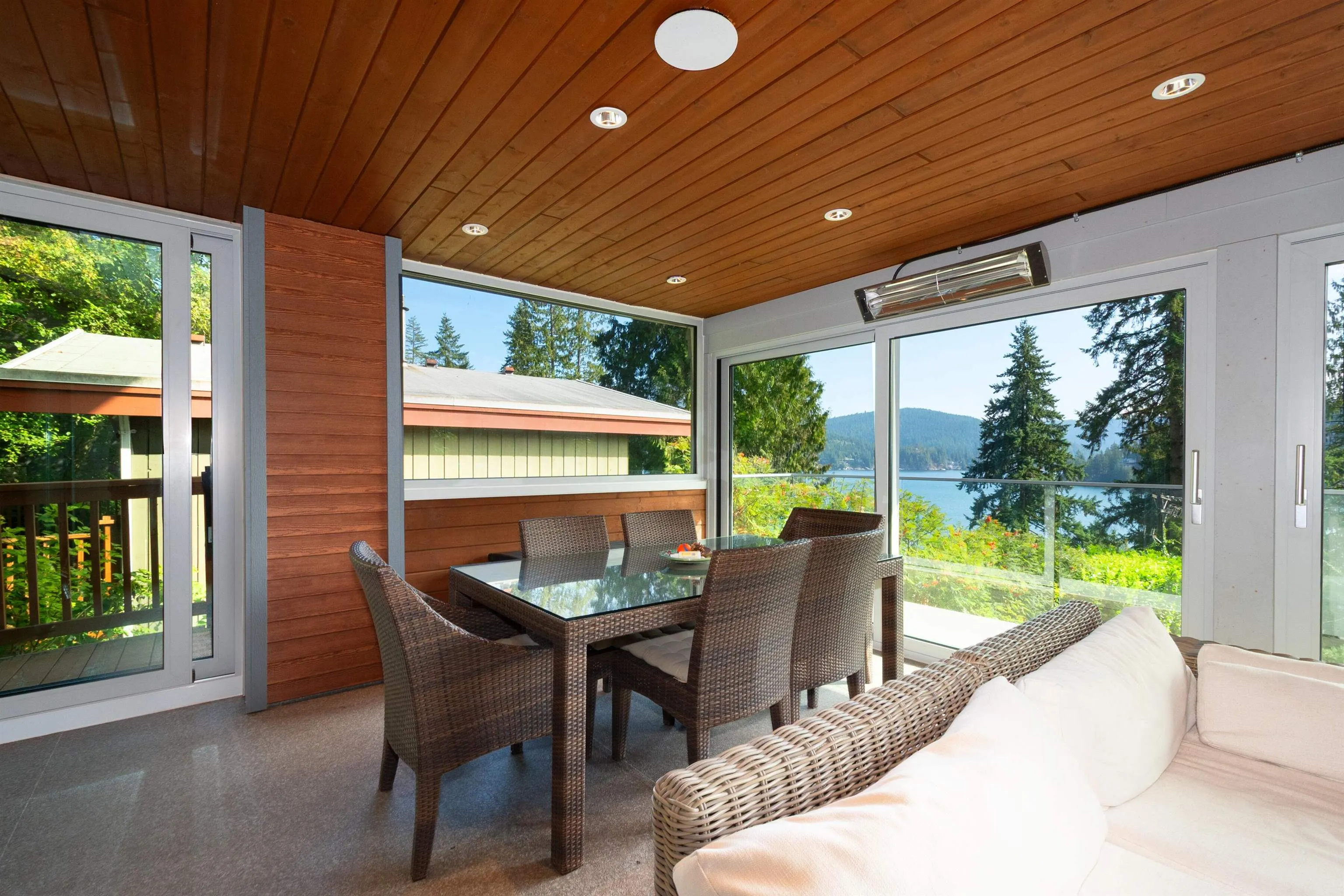 2867 Panorama Drive