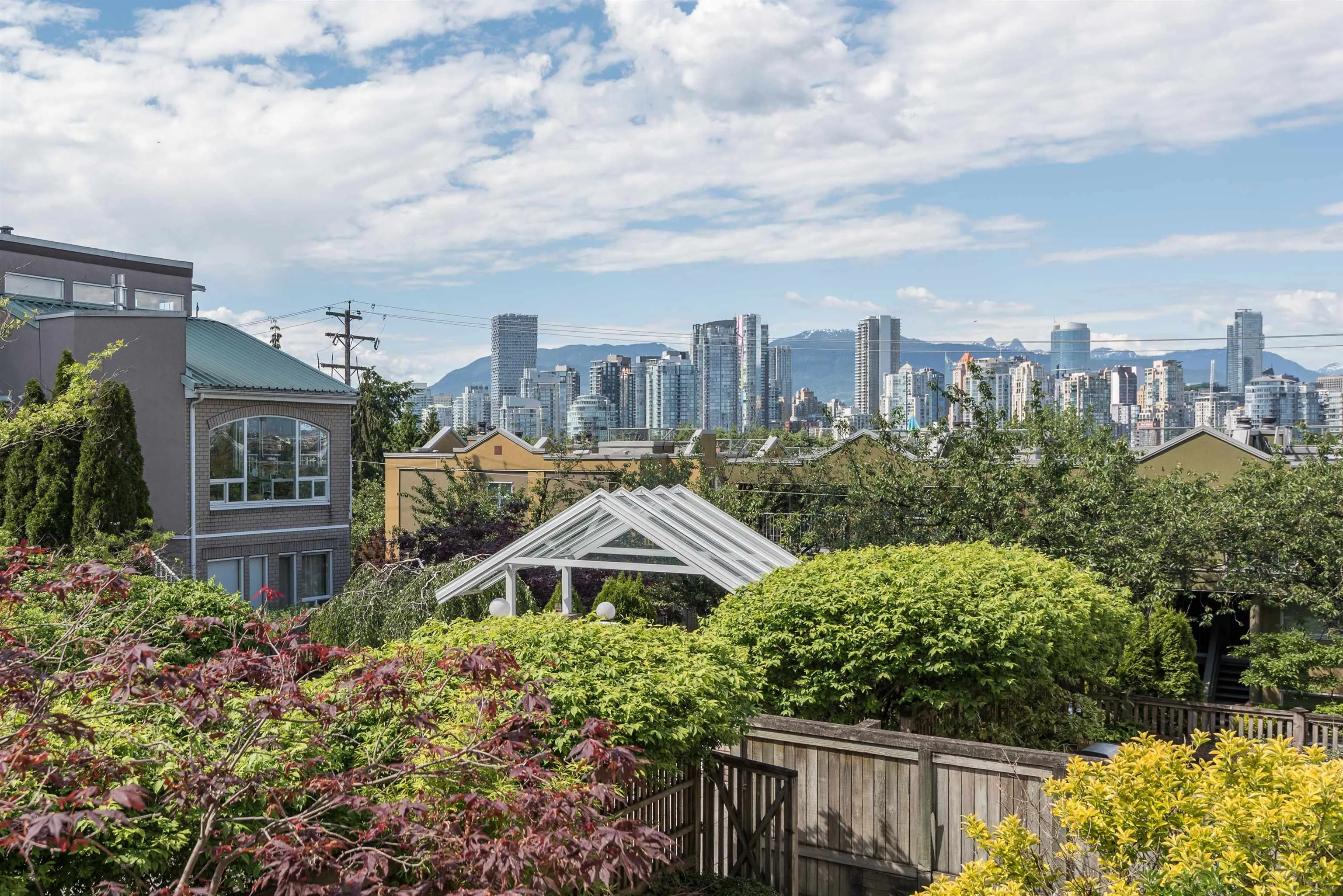 208 788 W 8th Avenue