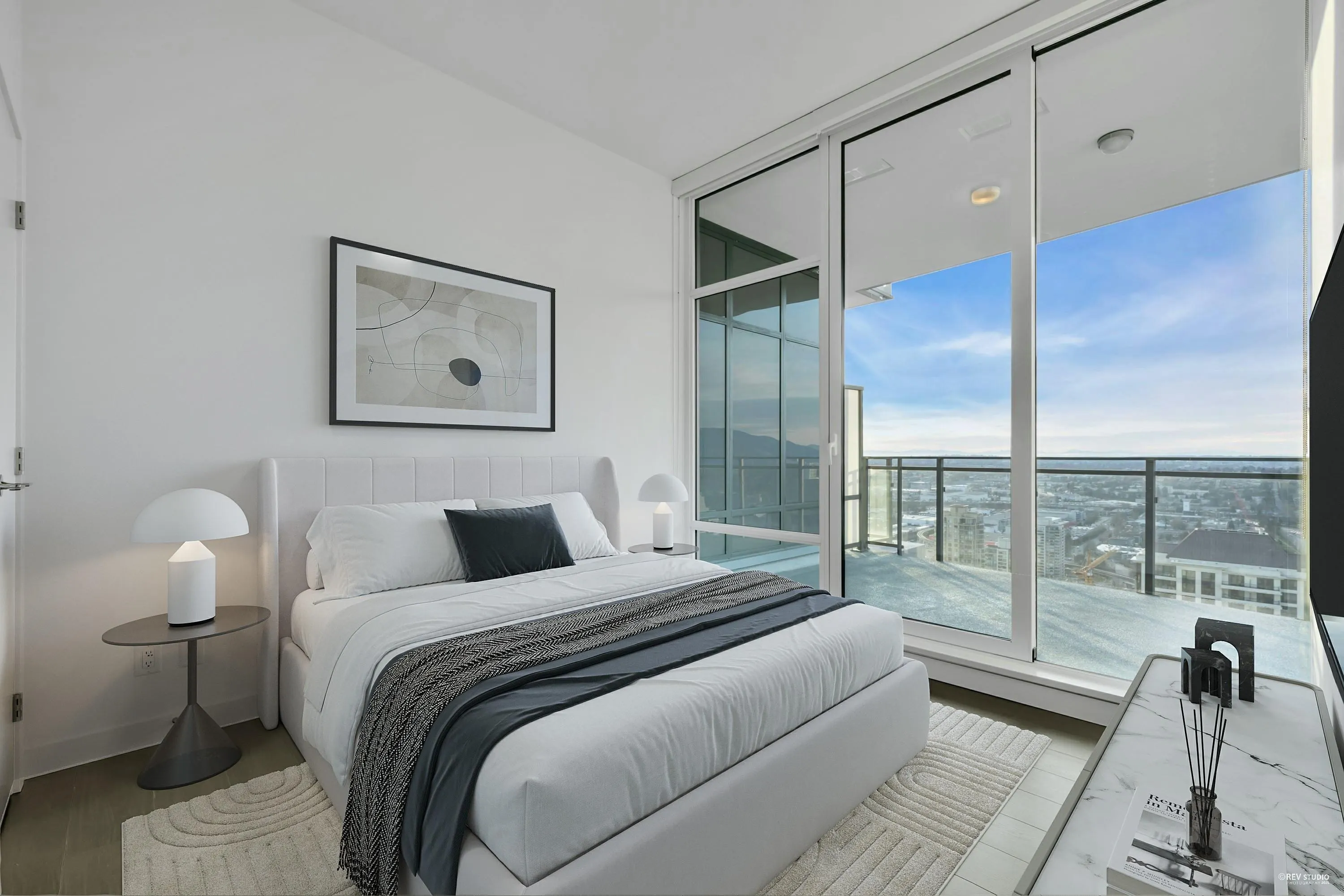 3402 2085 Skyline Court