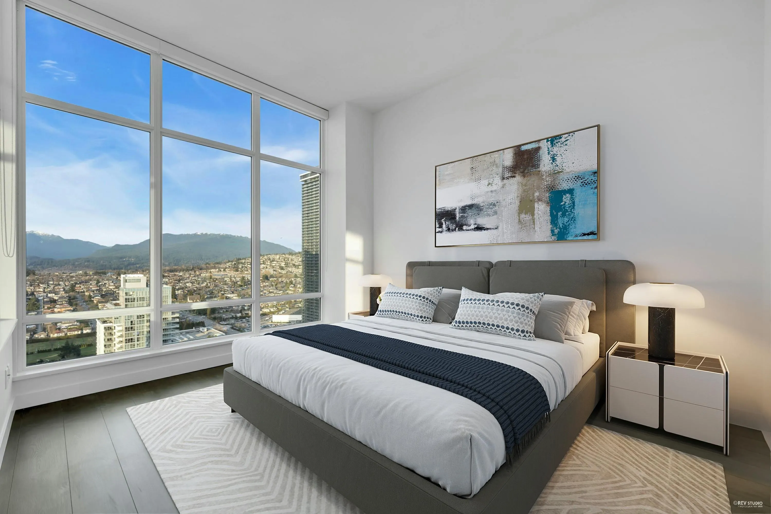 3402 2085 Skyline Court
