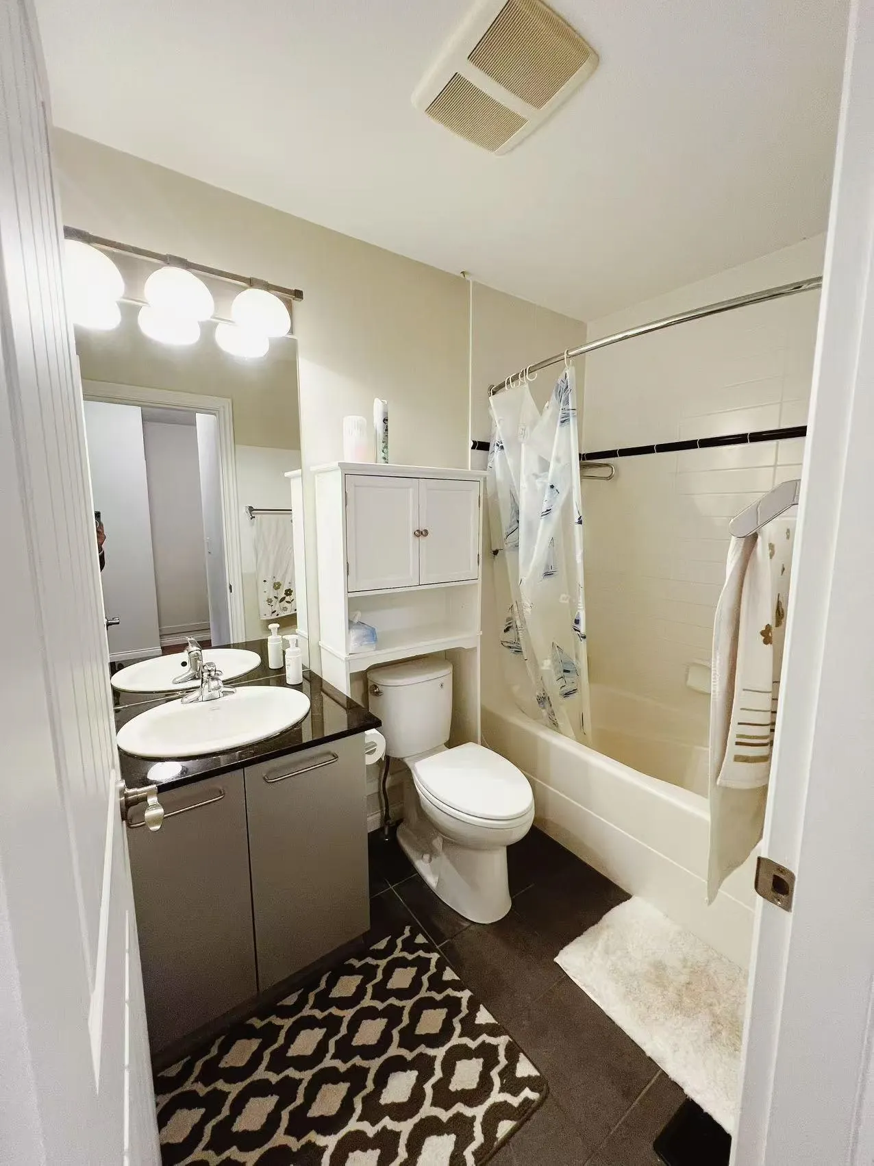 13 8080 Francis Road