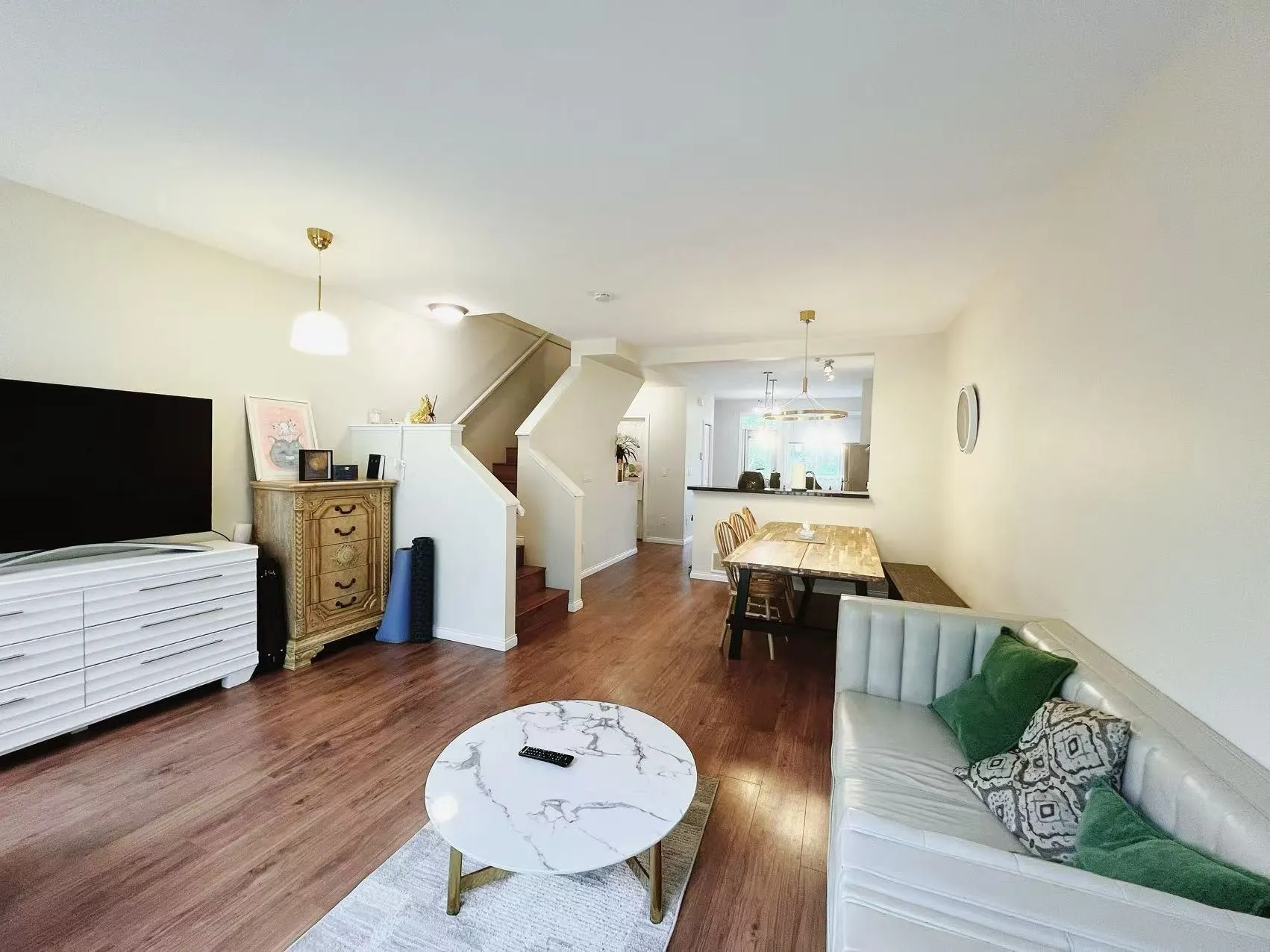 13 8080 Francis Road