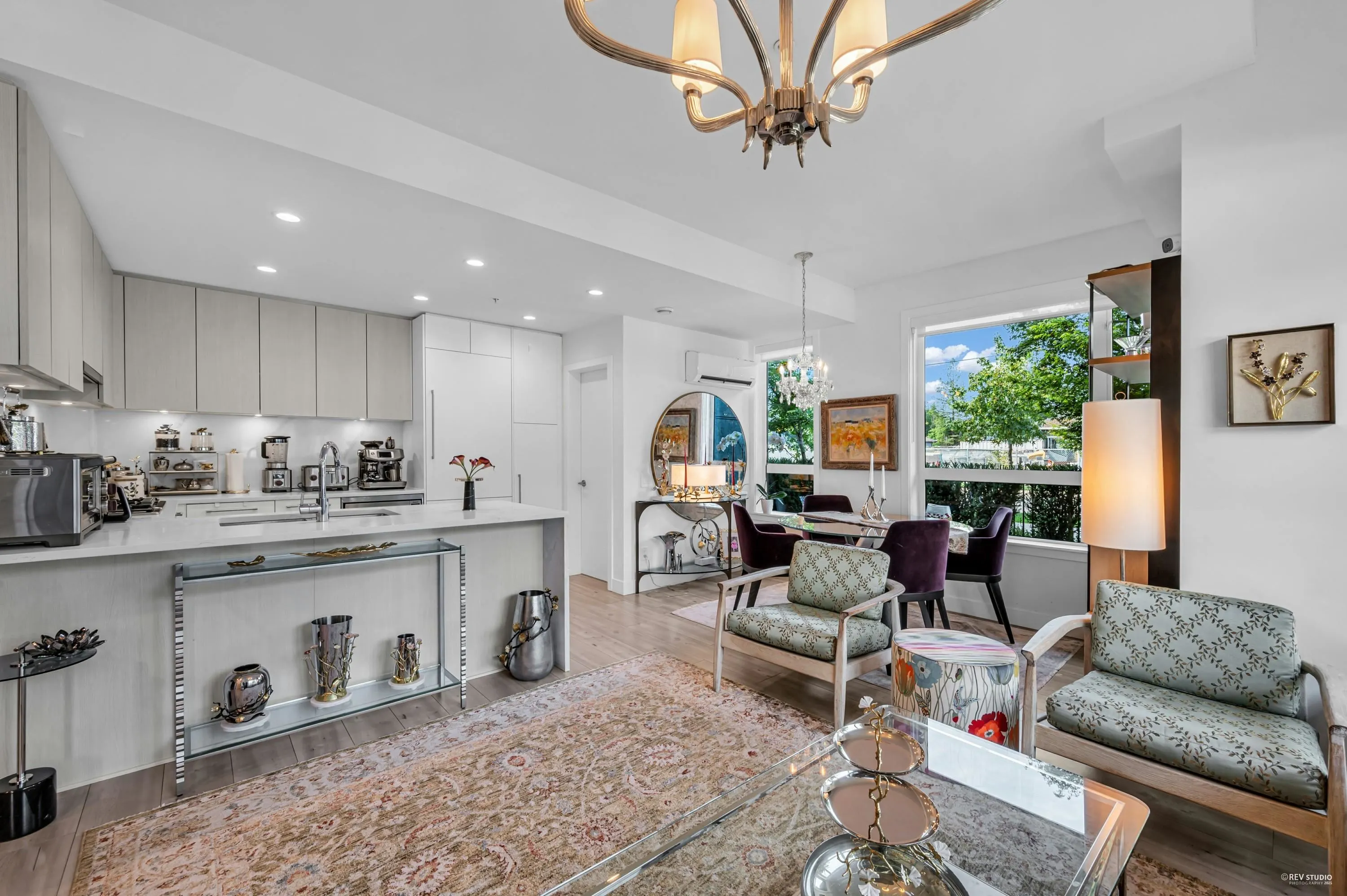 101 2035 Glenaire Drive