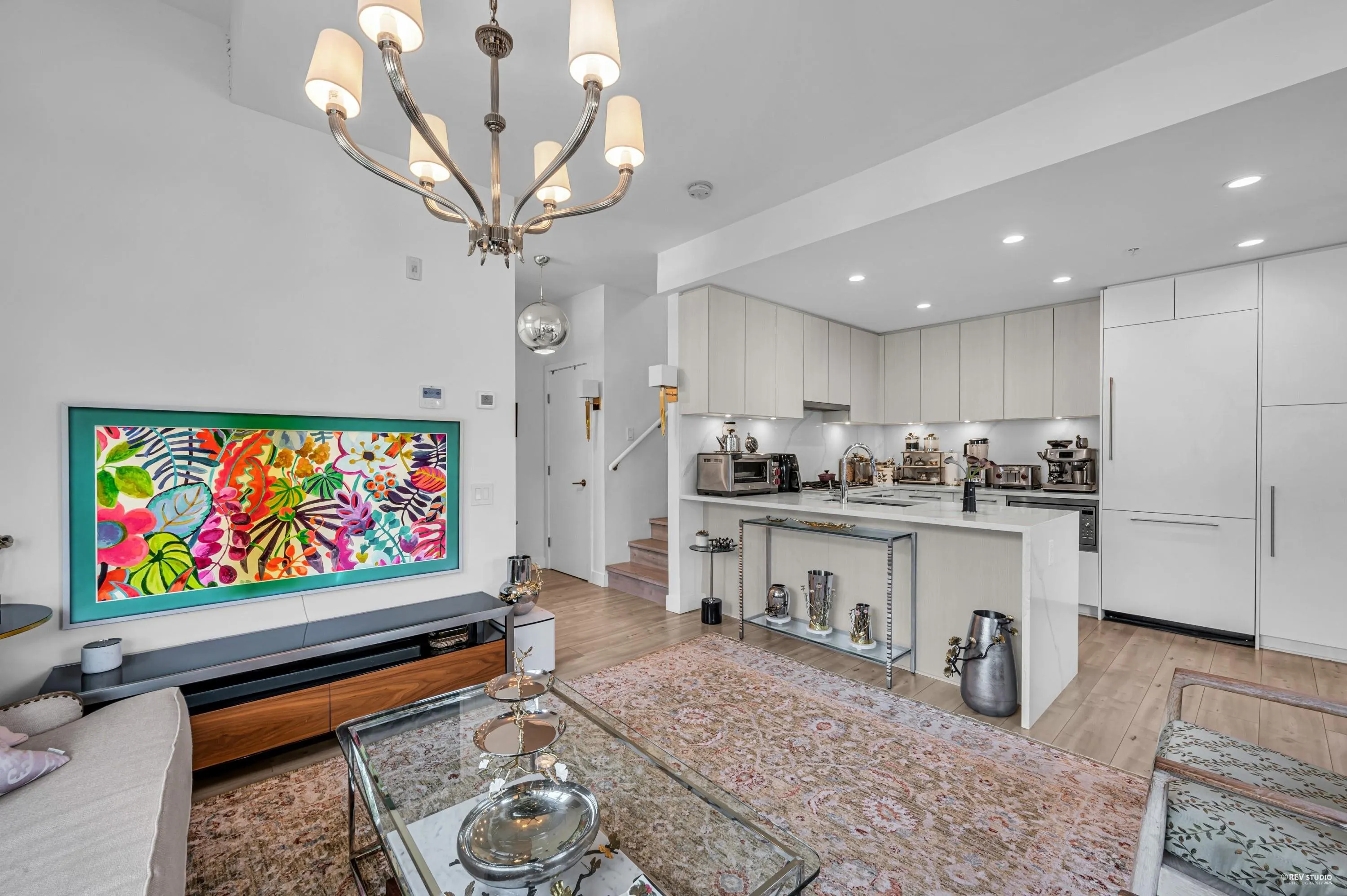 101 2035 Glenaire Drive