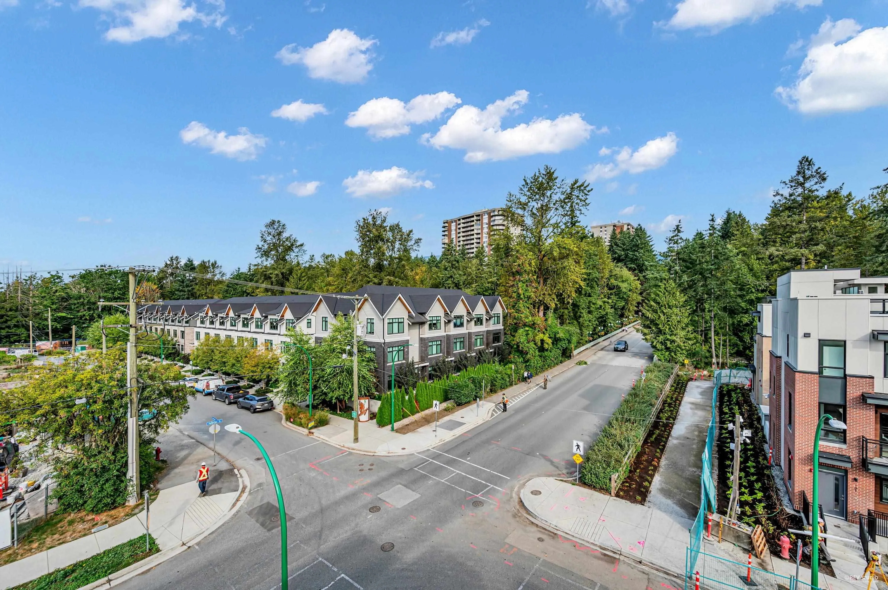 101 2035 Glenaire Drive