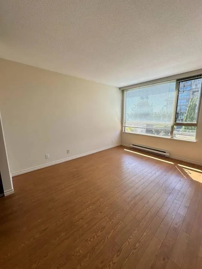 6119 Cooney