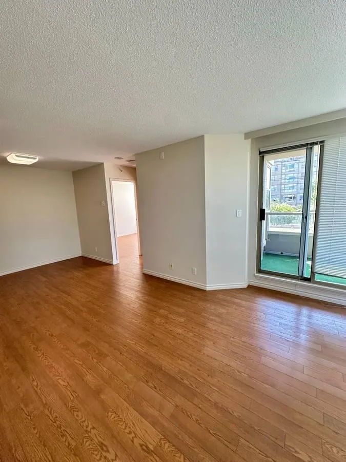 6119 Cooney