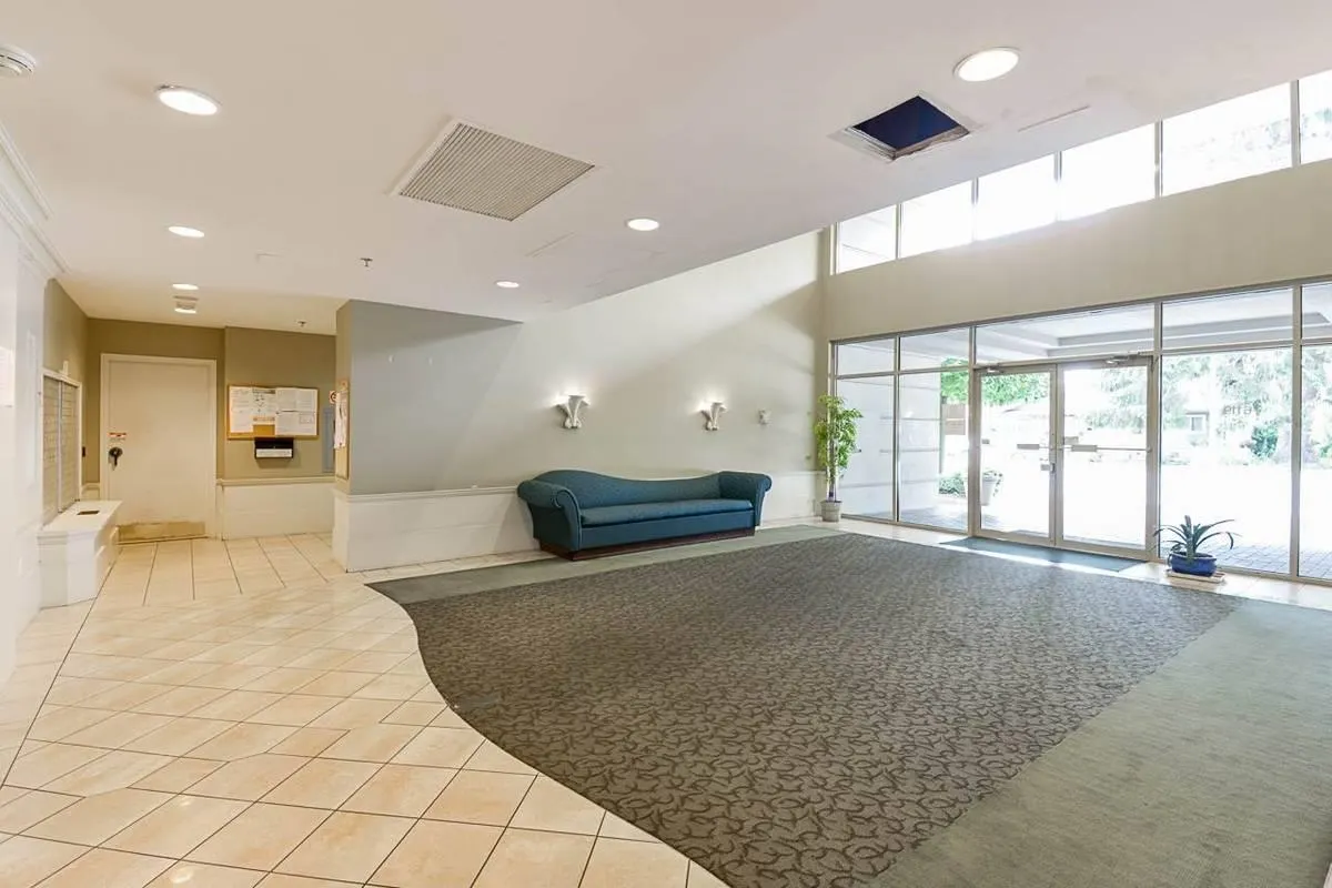 6119 Cooney