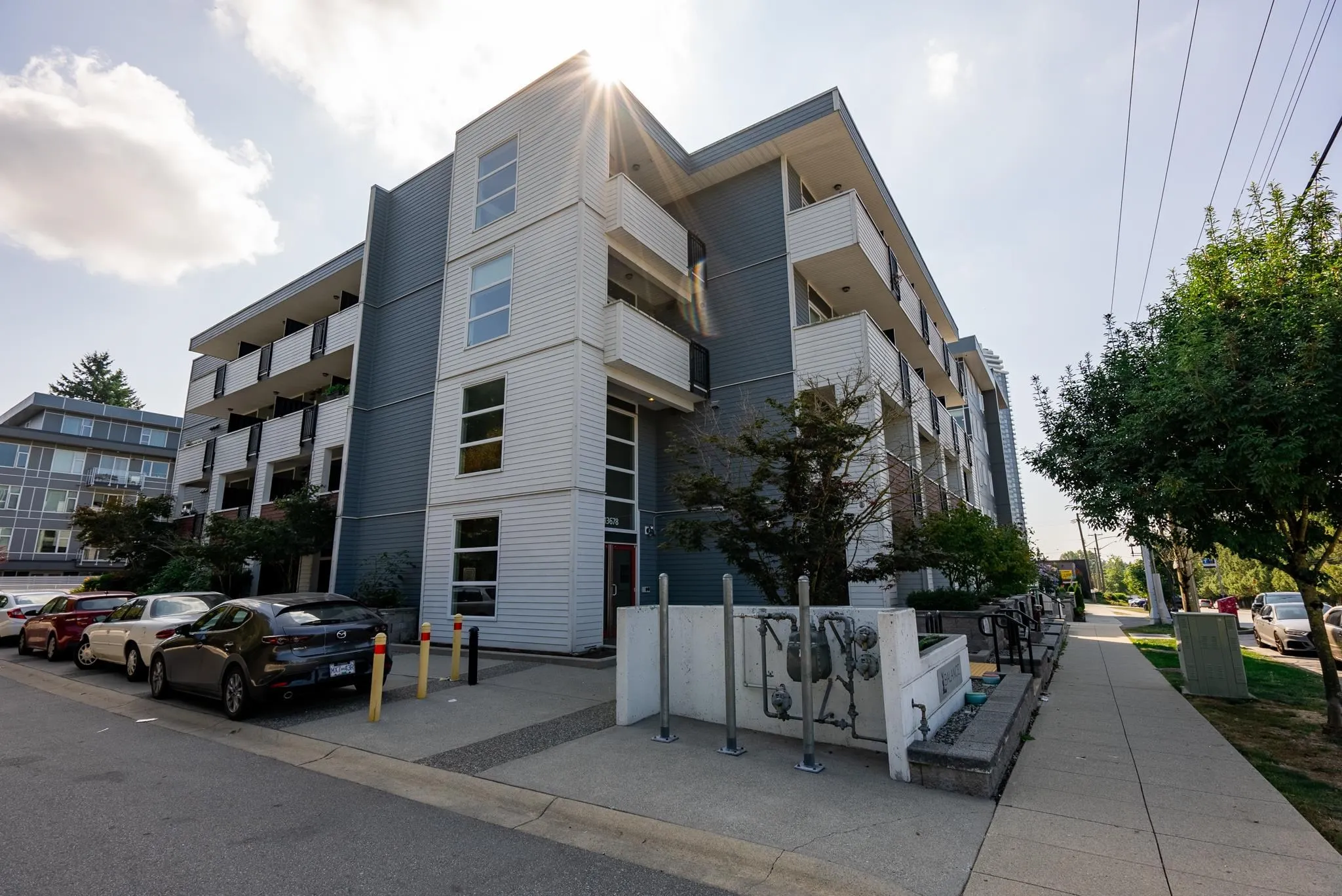 209 13678 Grosvenor Road