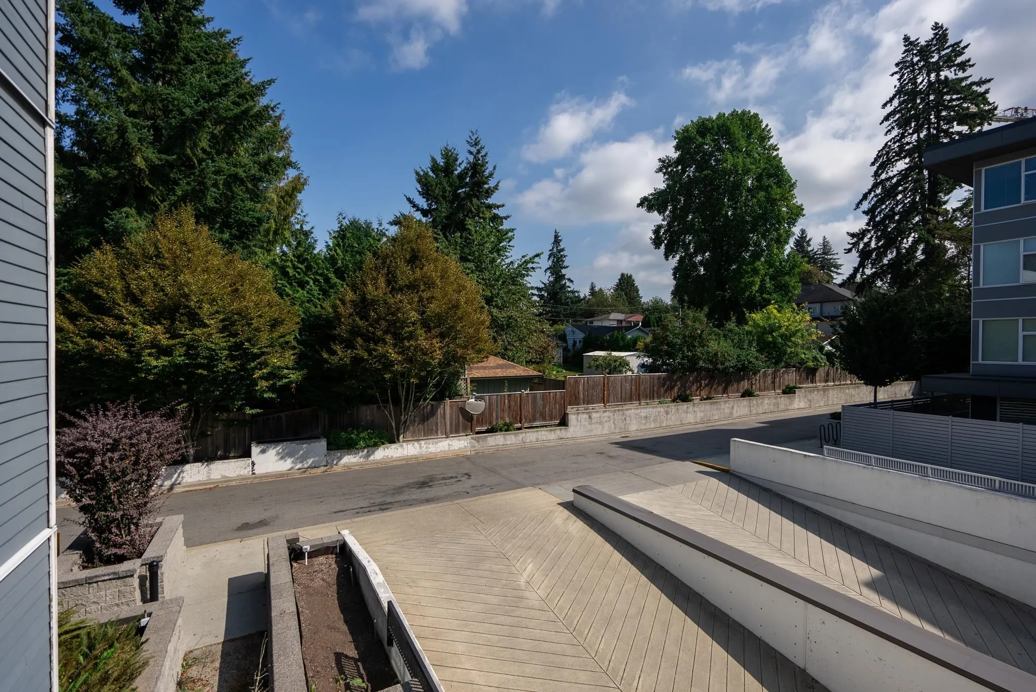 209 13678 Grosvenor Road