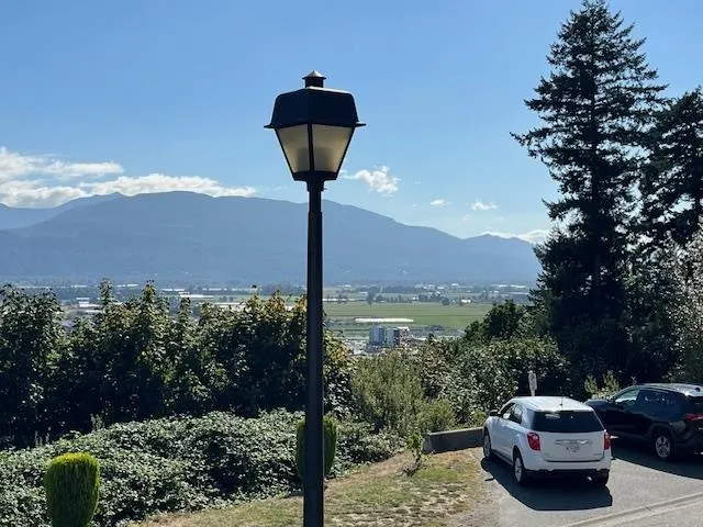 70 8590 Sunrise Drive