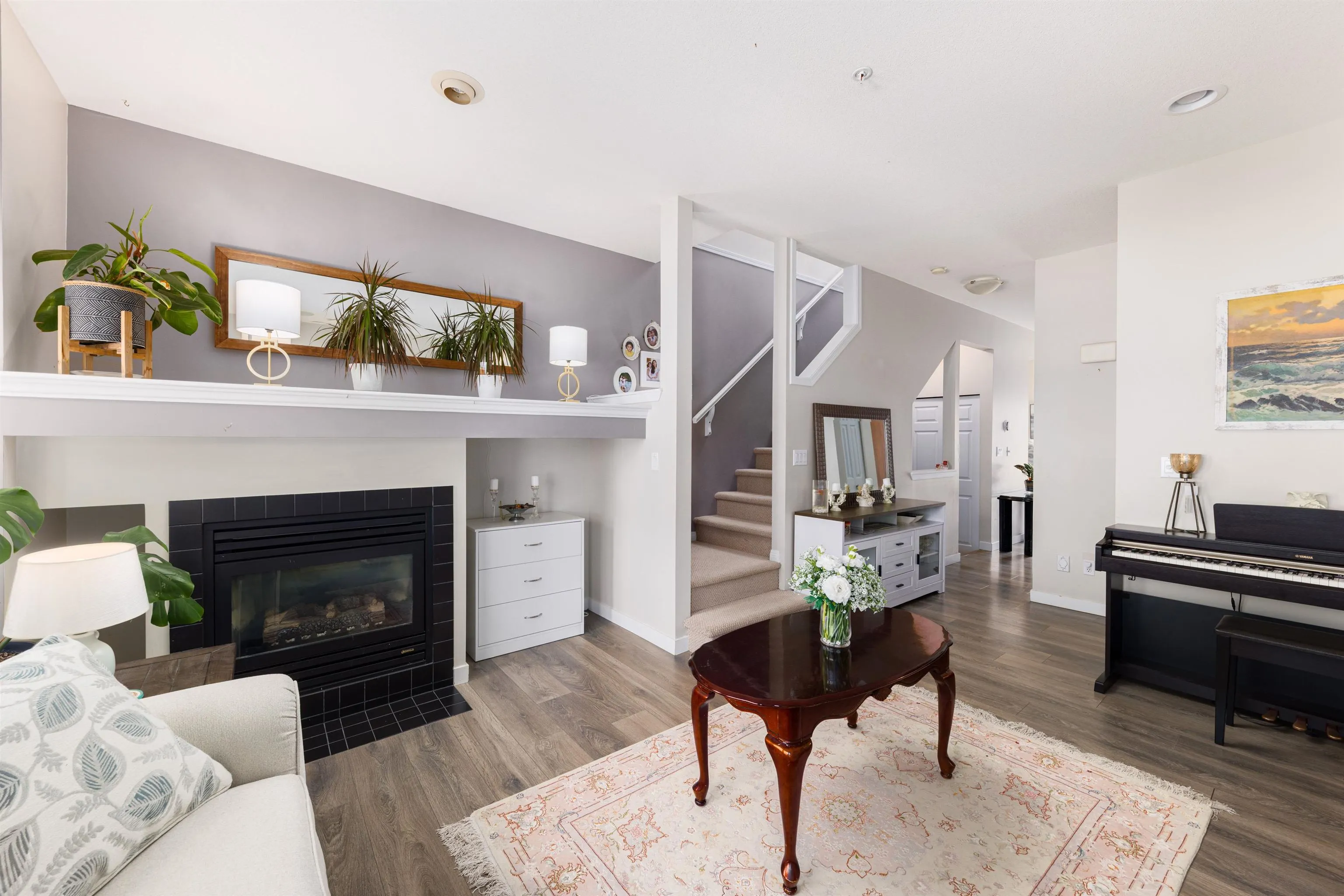 102 1055 Riverwood Gate