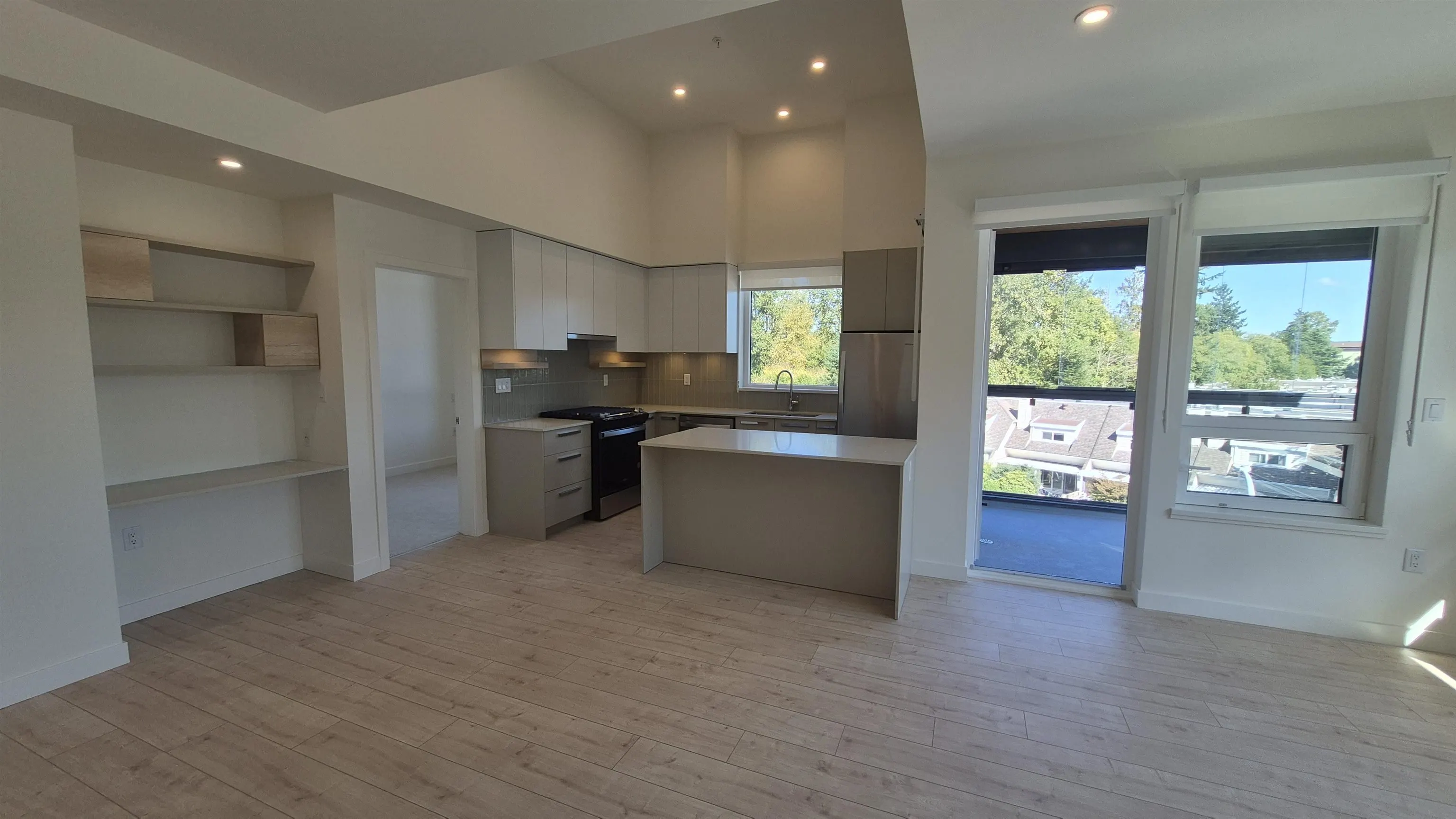 416 13788 76 Avenue