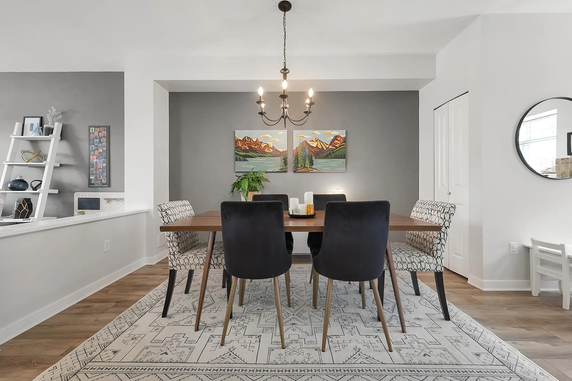 19 55 Hawthorn Drive