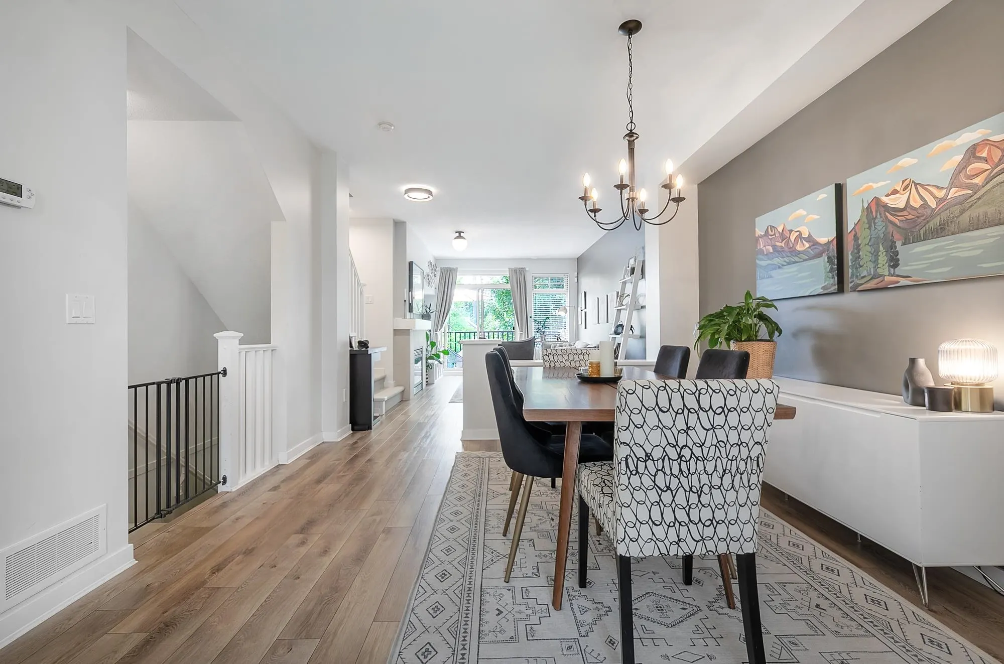 19 55 Hawthorn Drive