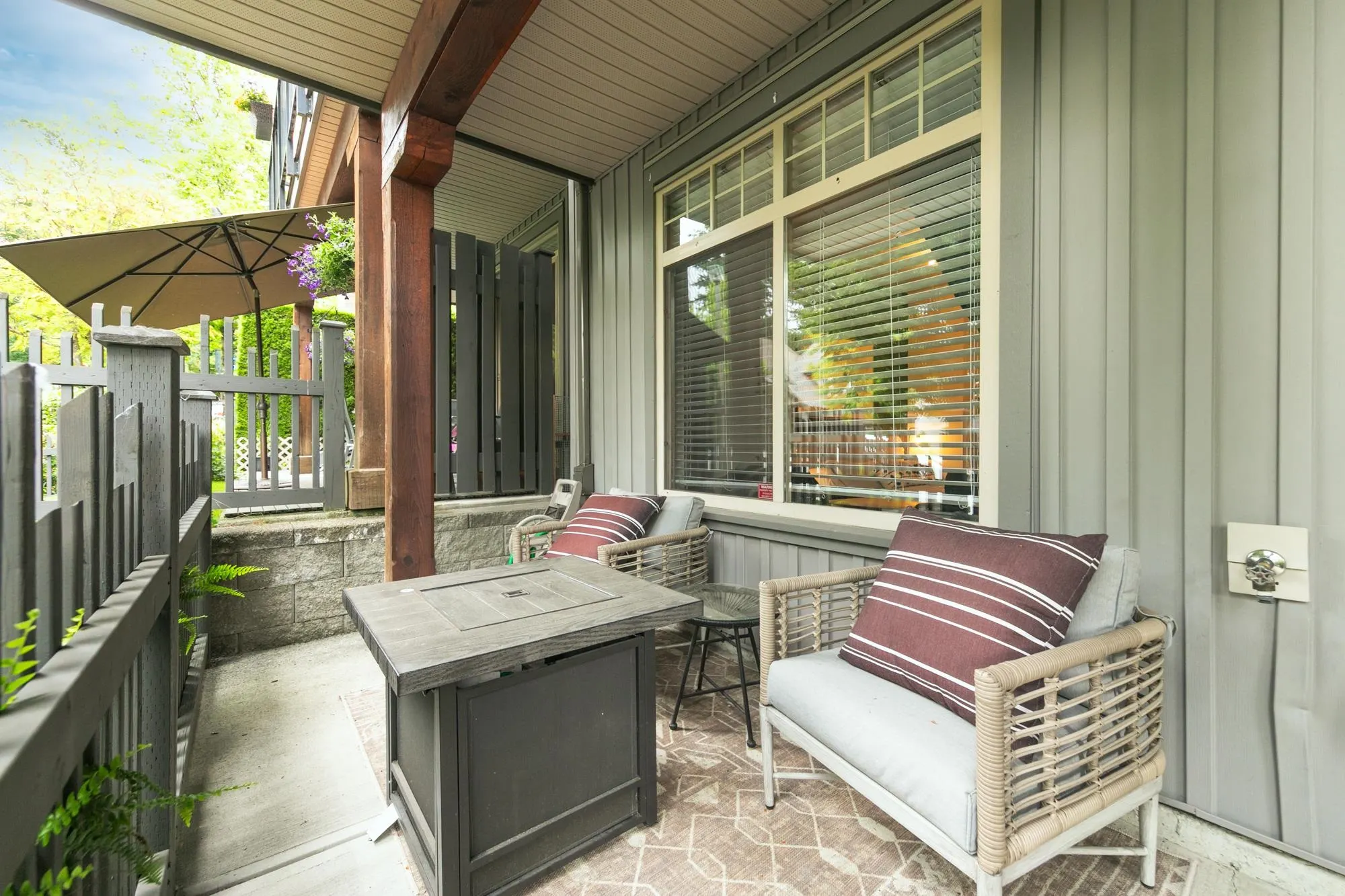 19 55 Hawthorn Drive