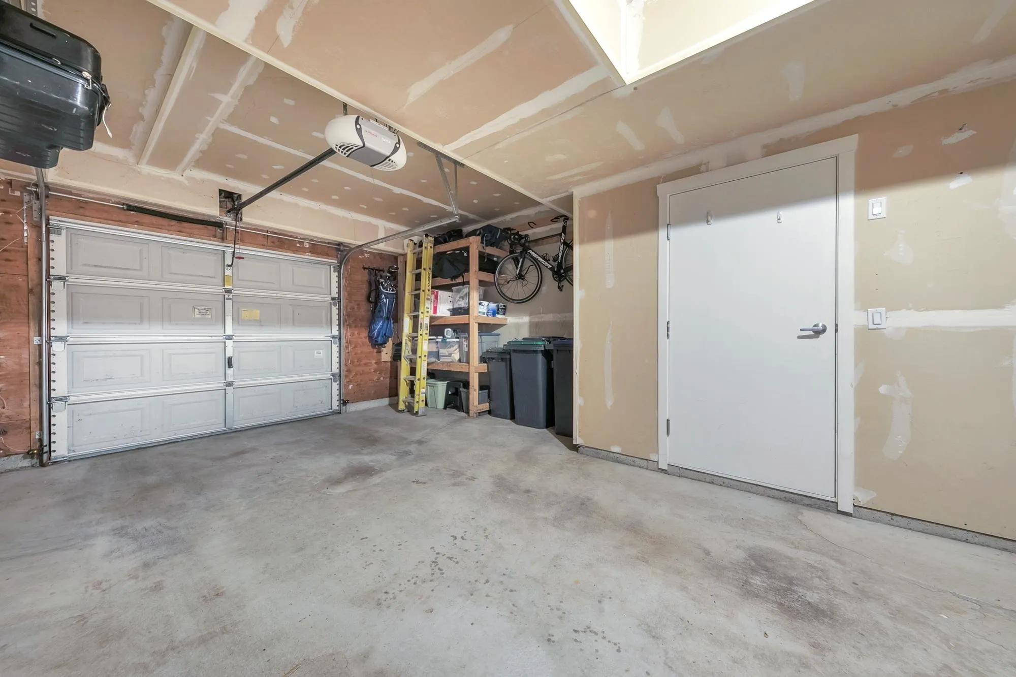 19 55 Hawthorn Drive