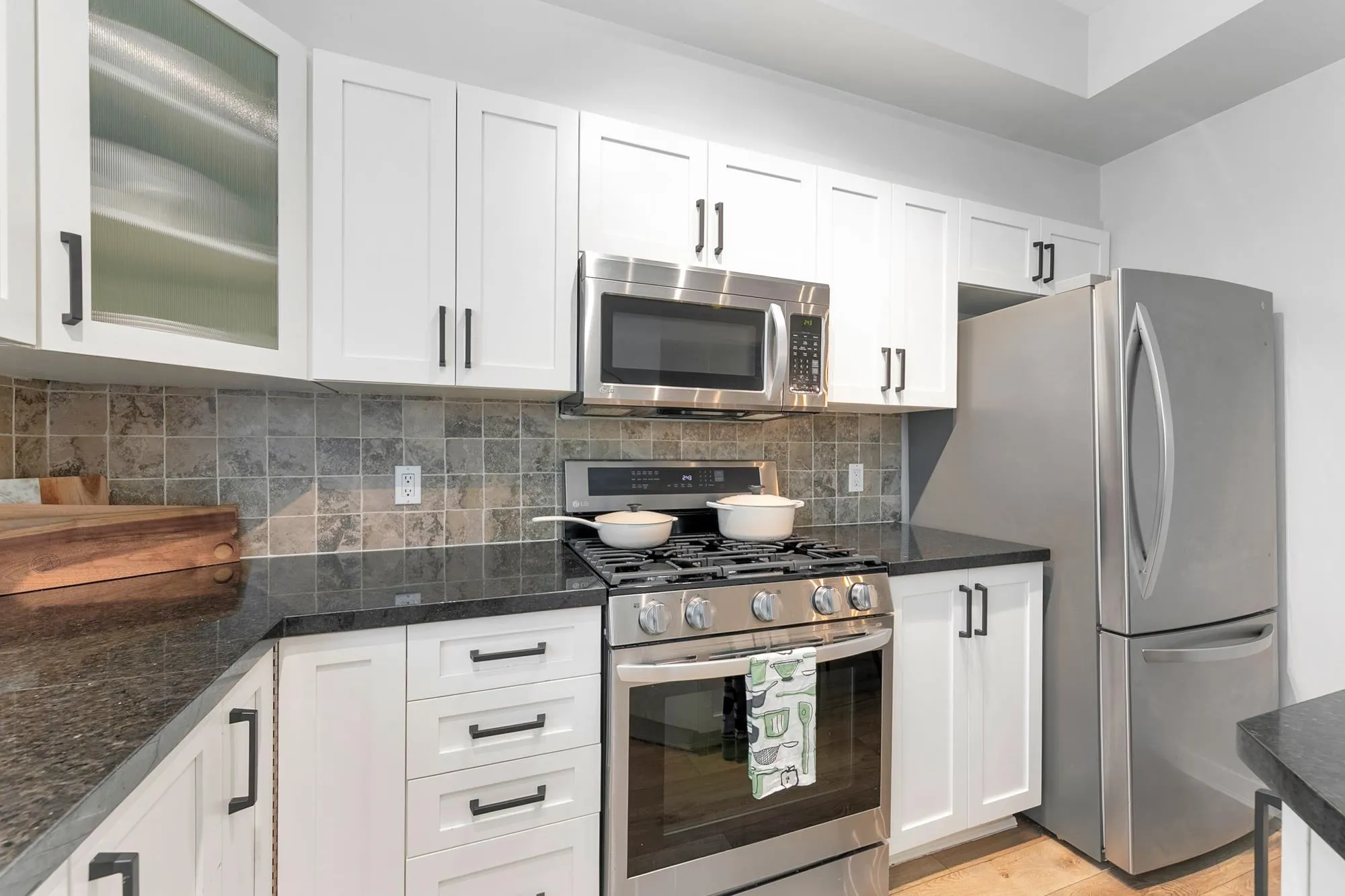 19 55 Hawthorn Drive