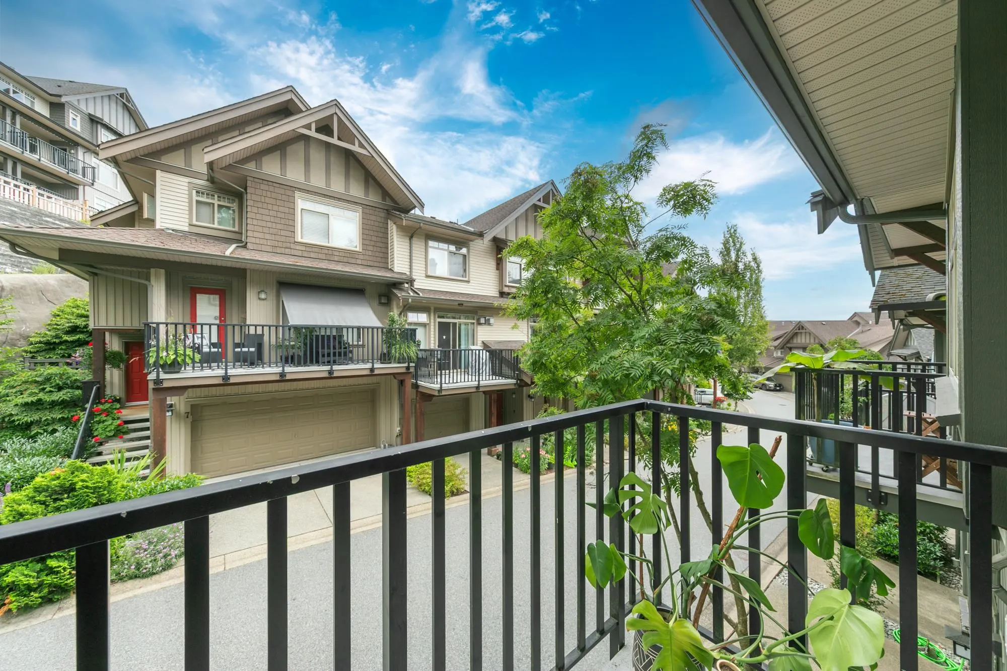 19 55 Hawthorn Drive