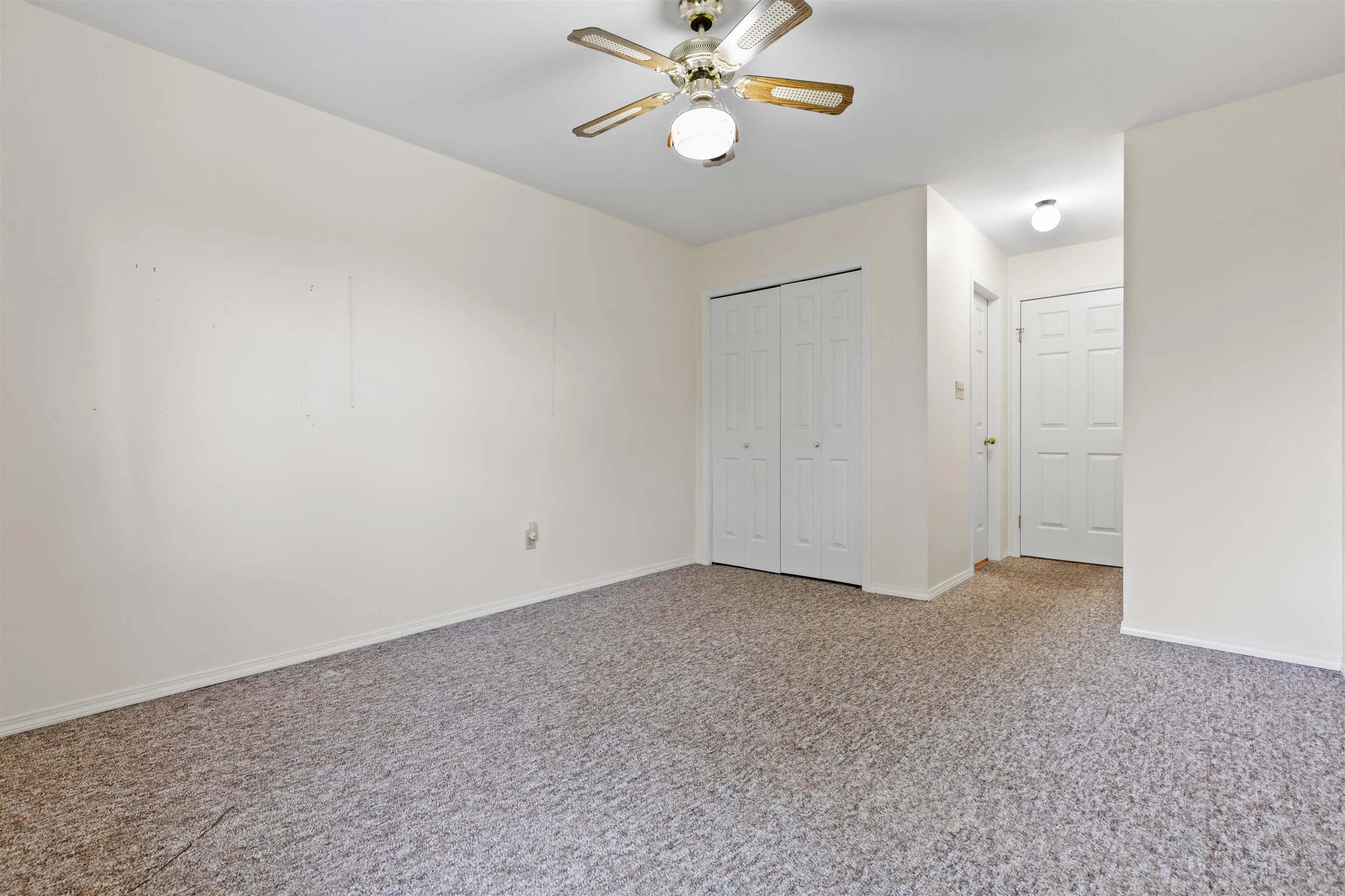 306 32823 Landeau Place