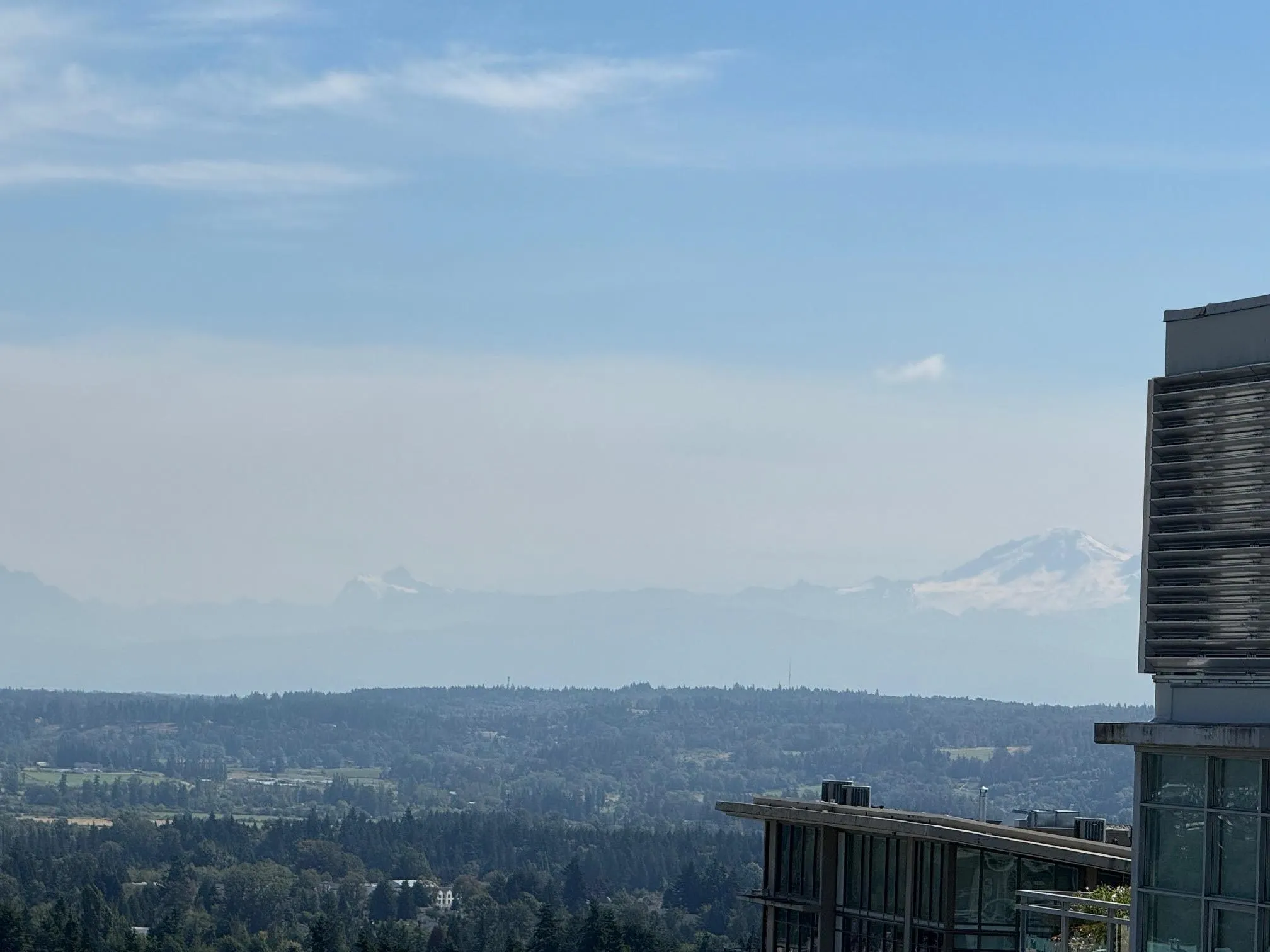 1807 15152 Russell Avenue