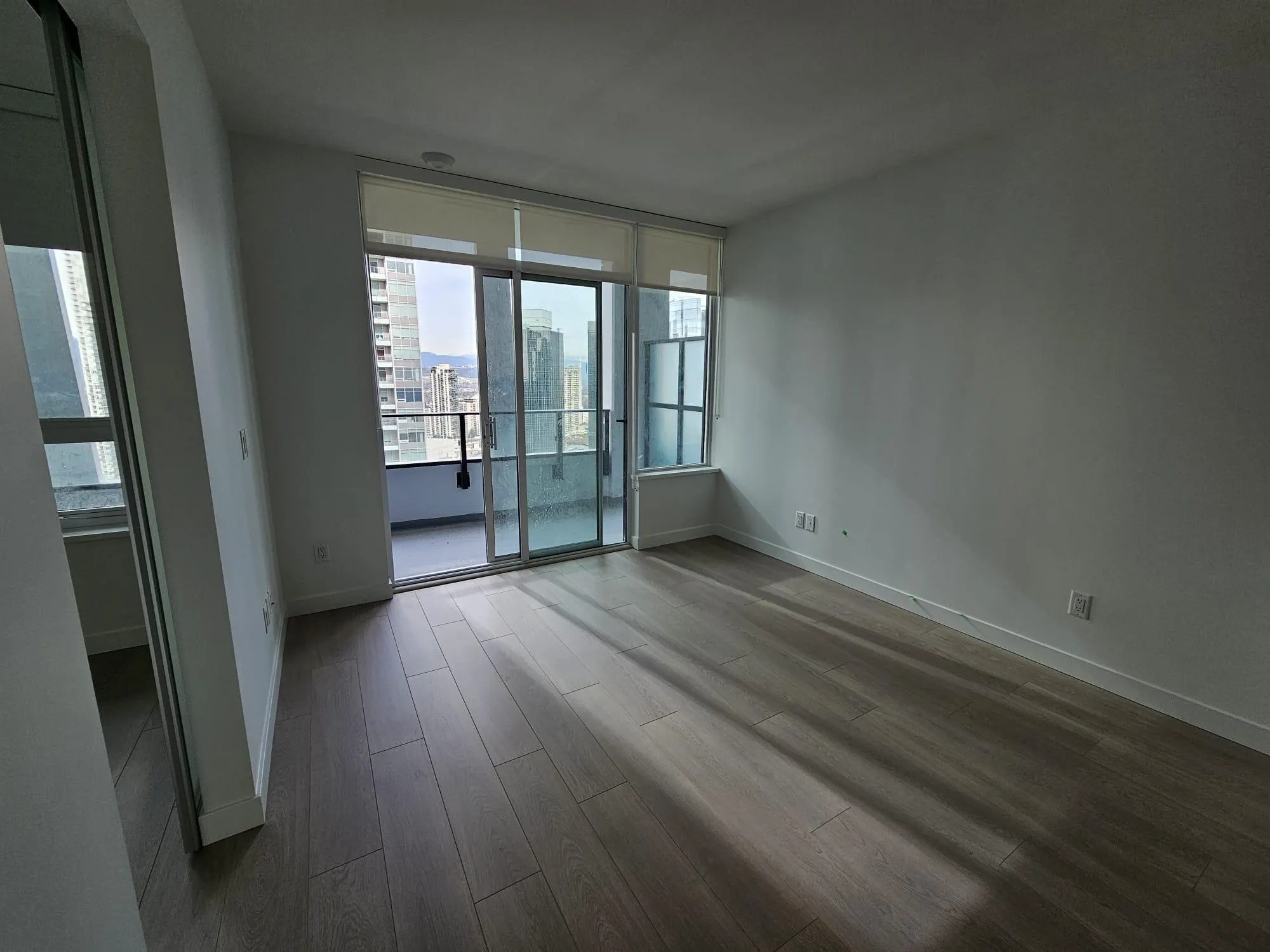 2610 6537 Telford Avenue