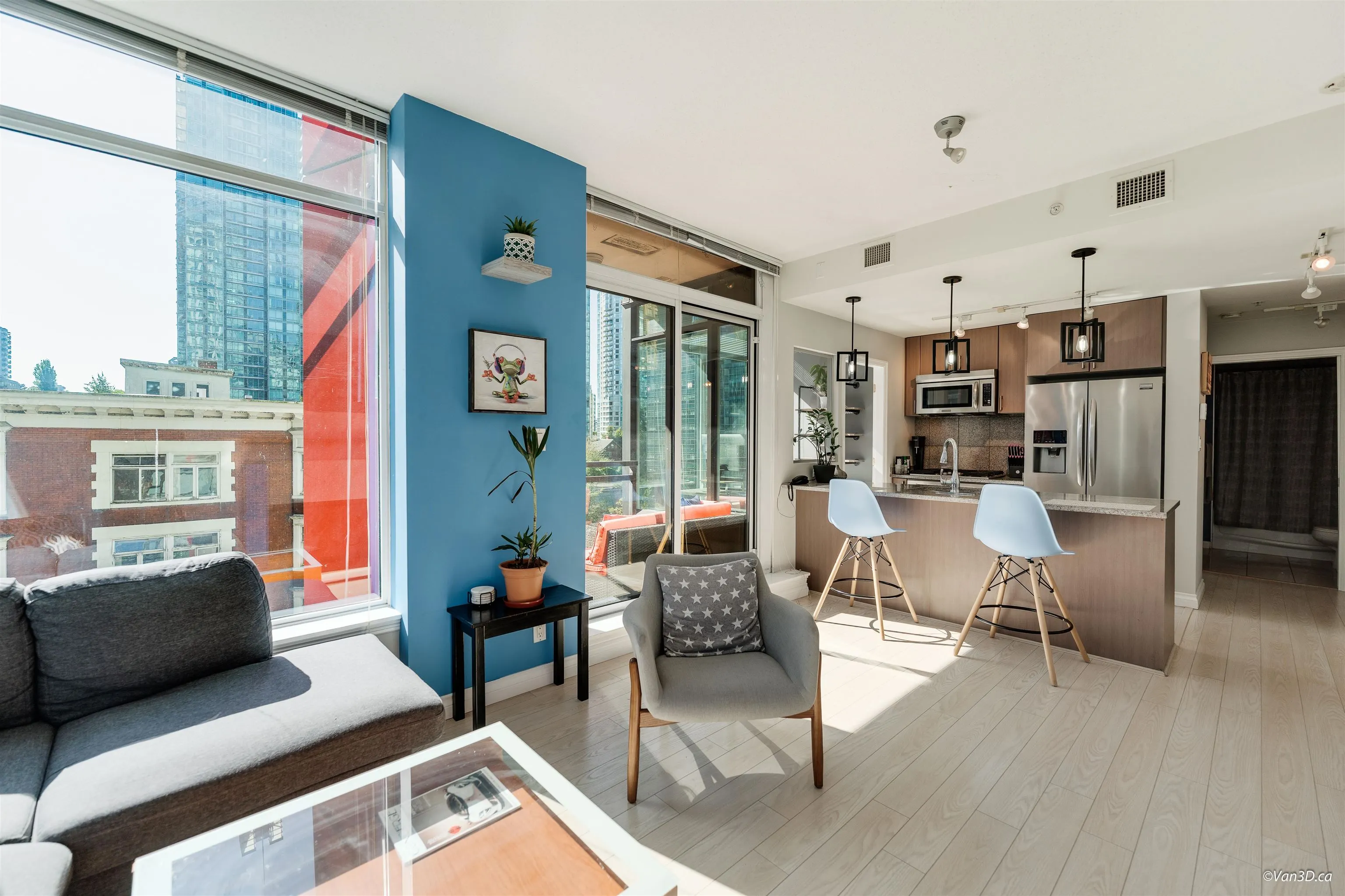 702 1211 Melville Street